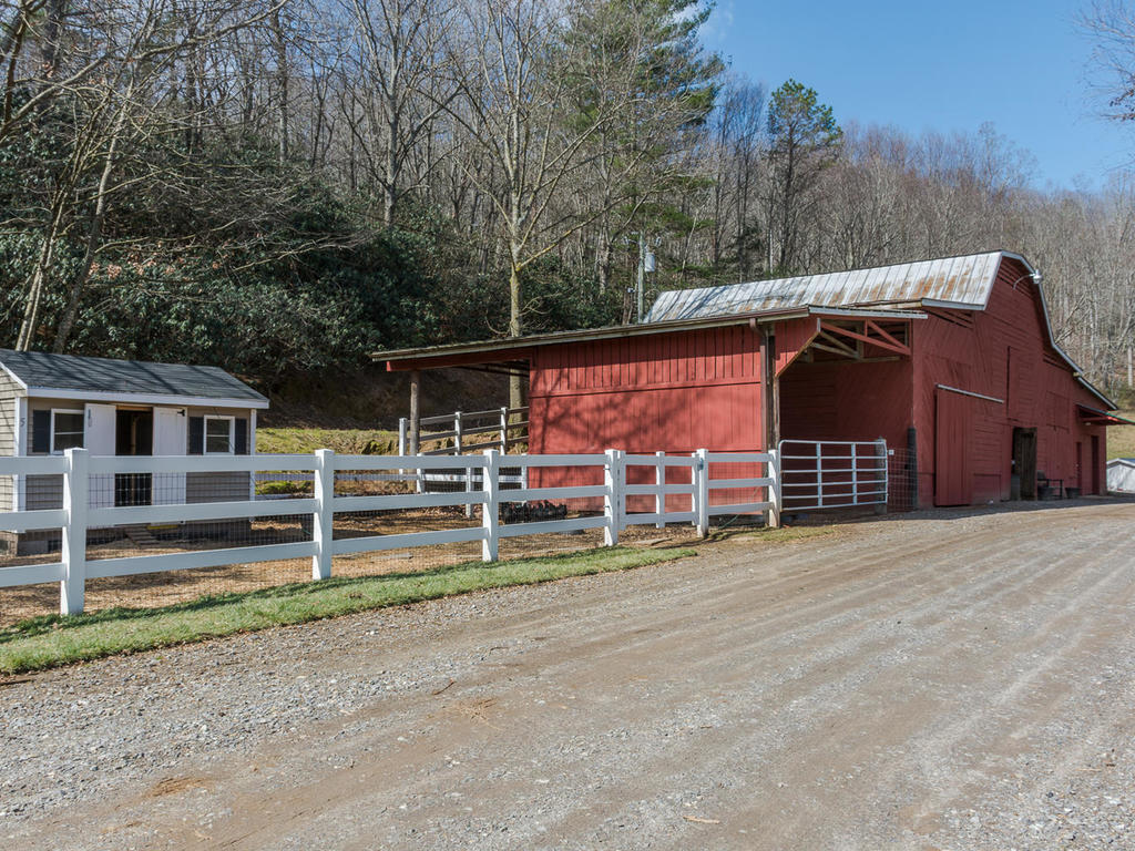 Asheville Fairview Barn