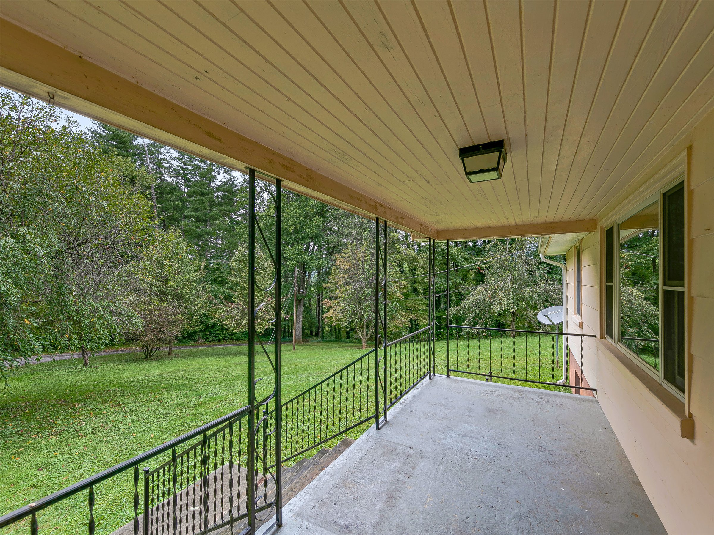 Charming House for Sale in Swannanoa on Large Private Lot