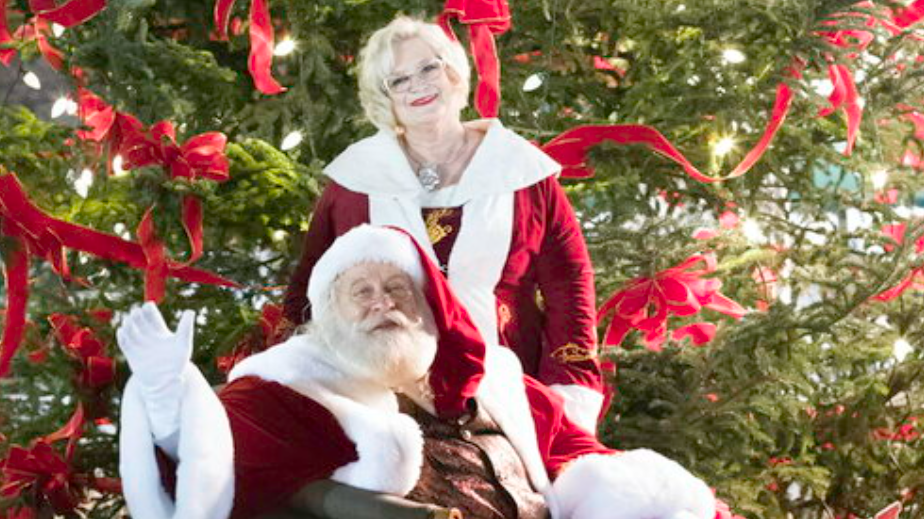 Biltmore Village Dickens Christmas Santa