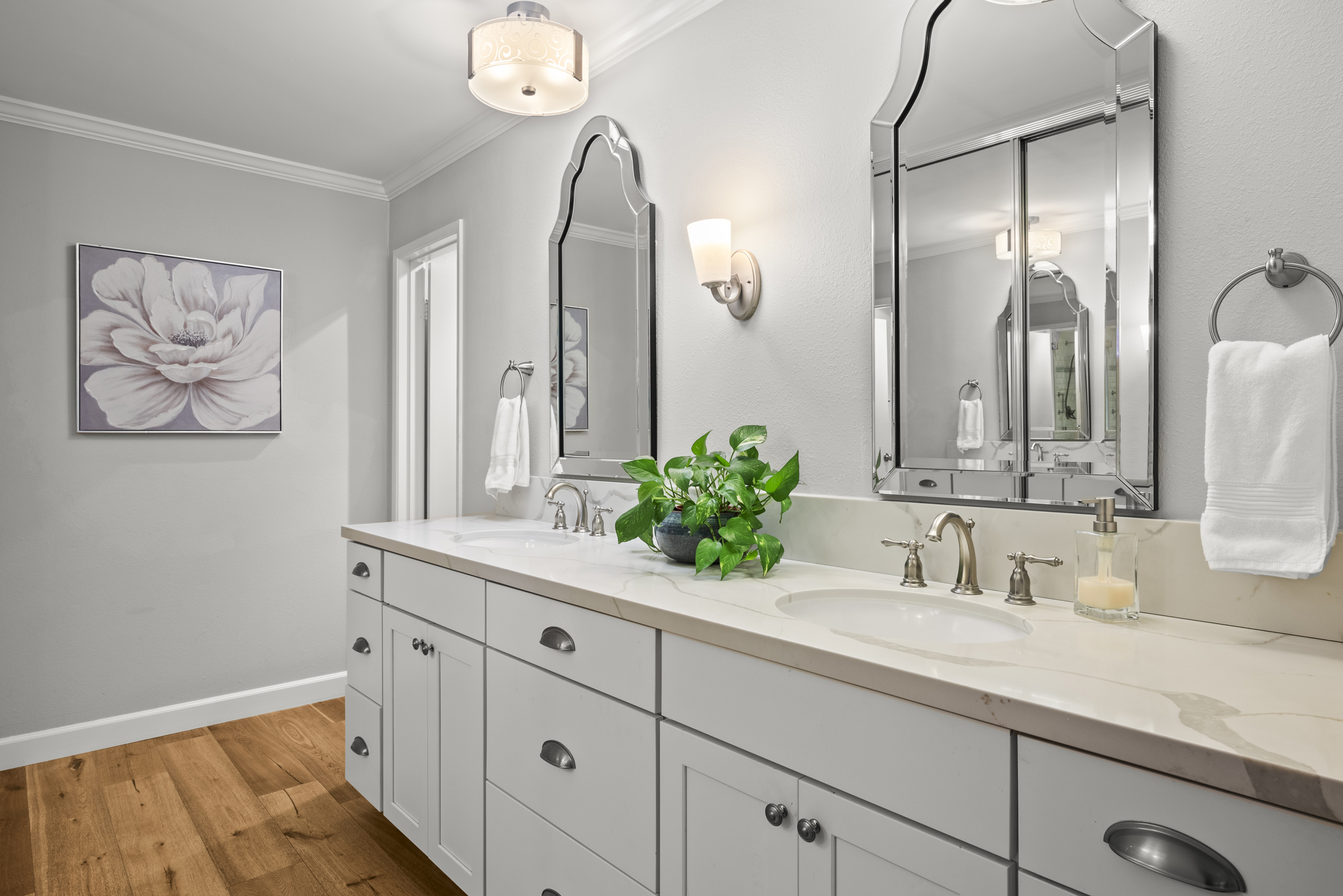 3481 Stancrest Dr #118 - Primary Bath 3481 Stancrest Dr #118 - Primary Bath