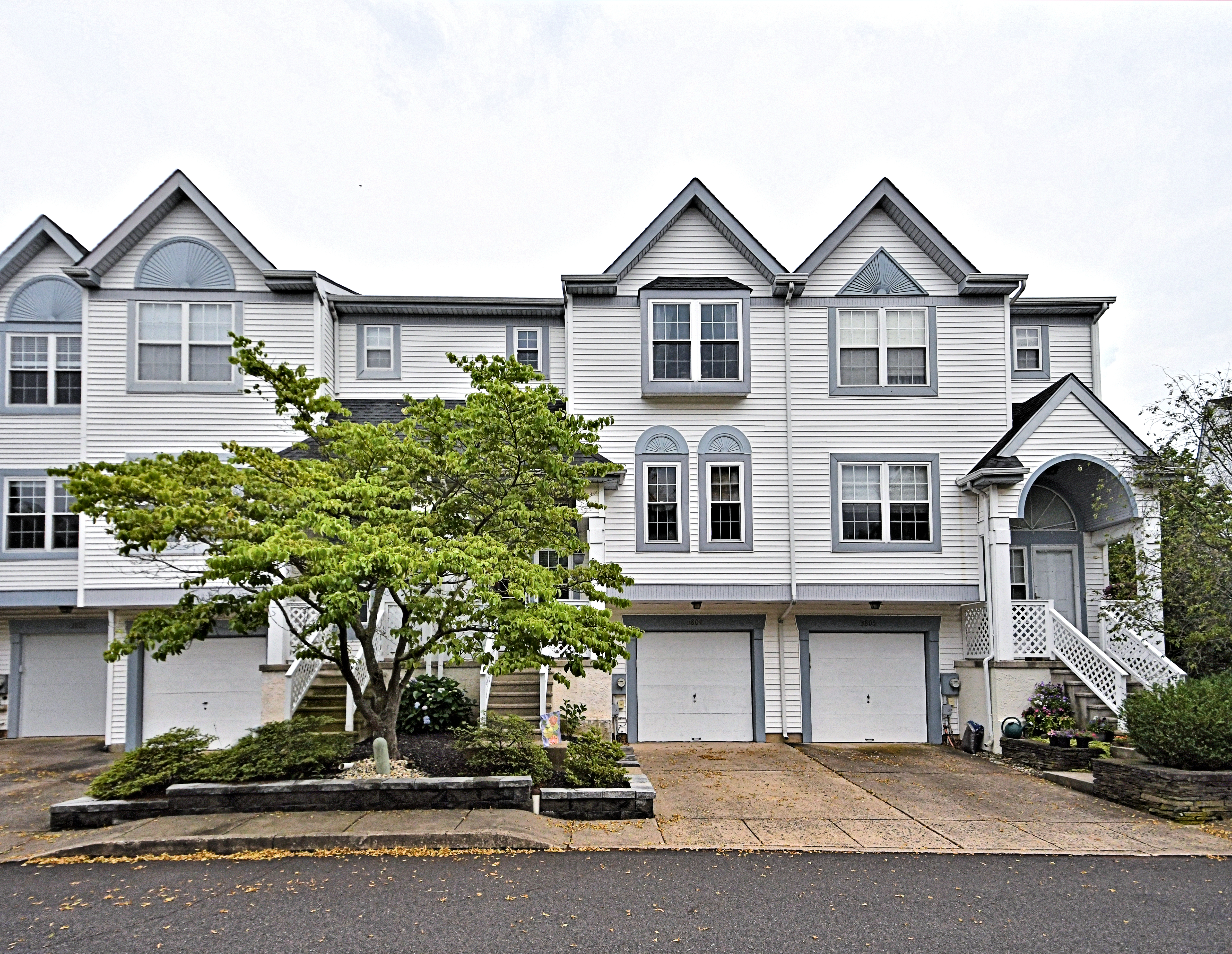 New Featured Listing - 3804 Quaker Ct