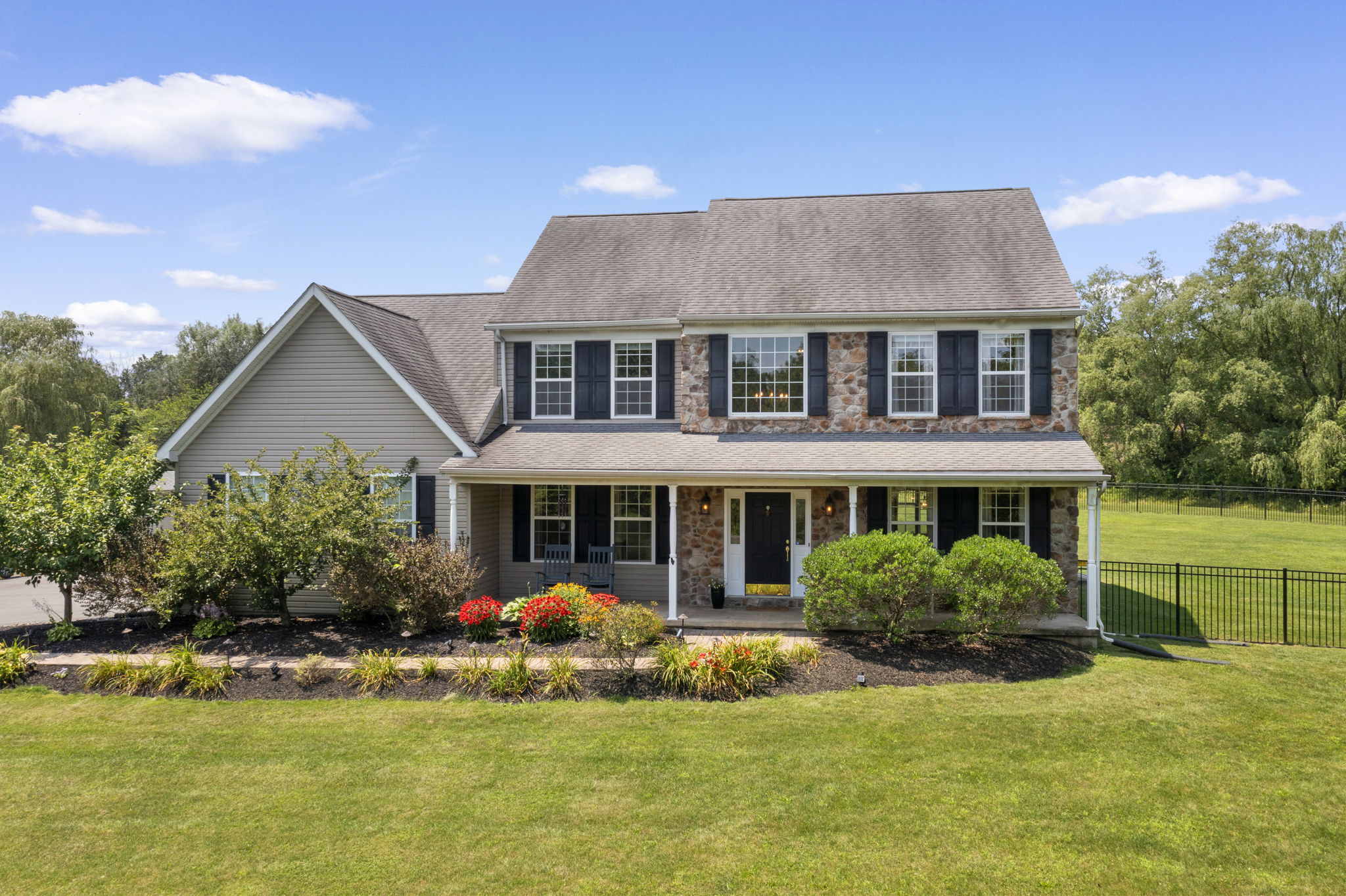 New Featured Listing - 3380 E Buck Rd