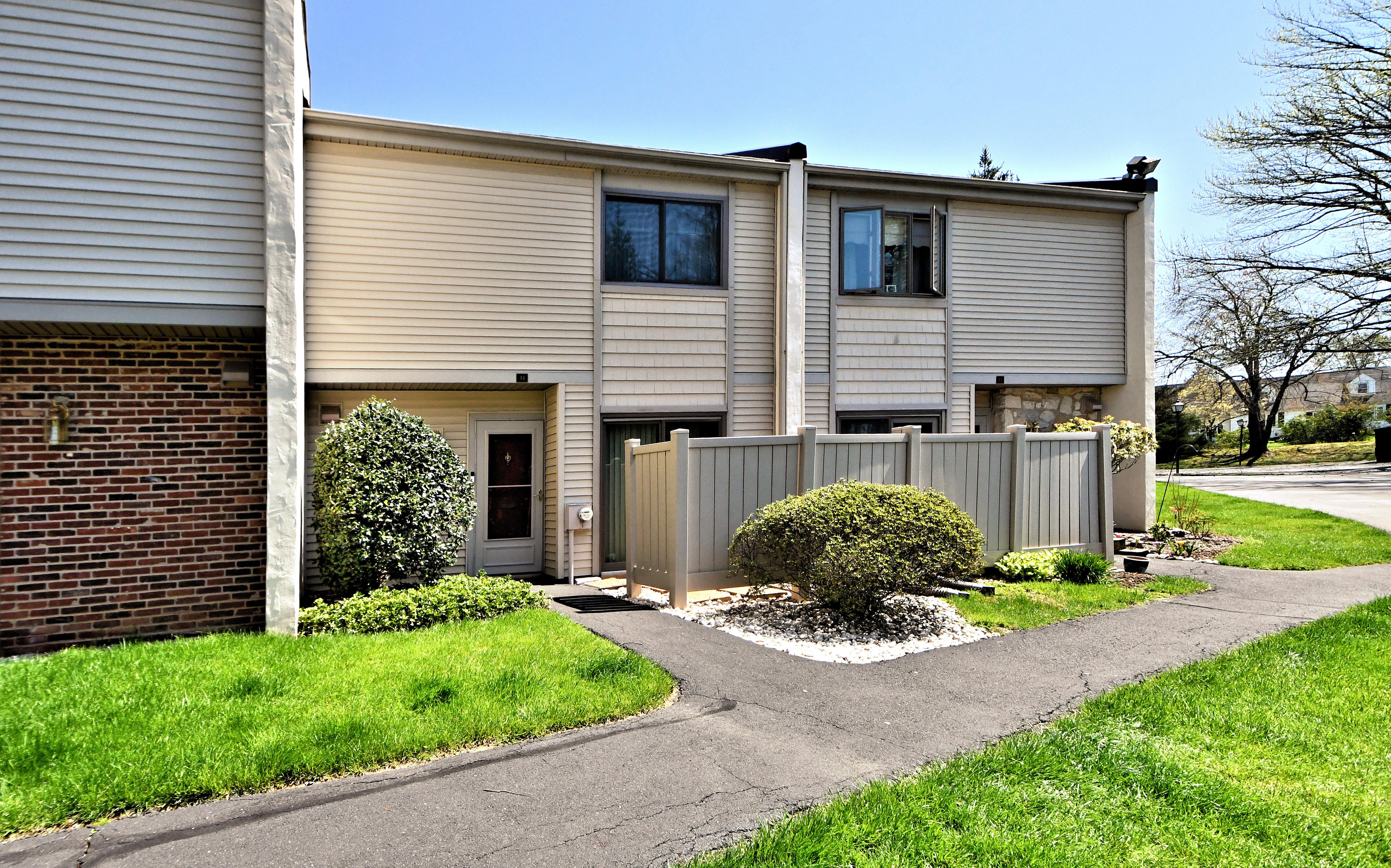 44 Twin Brooks Dr Willow Grove PA Just Listed!