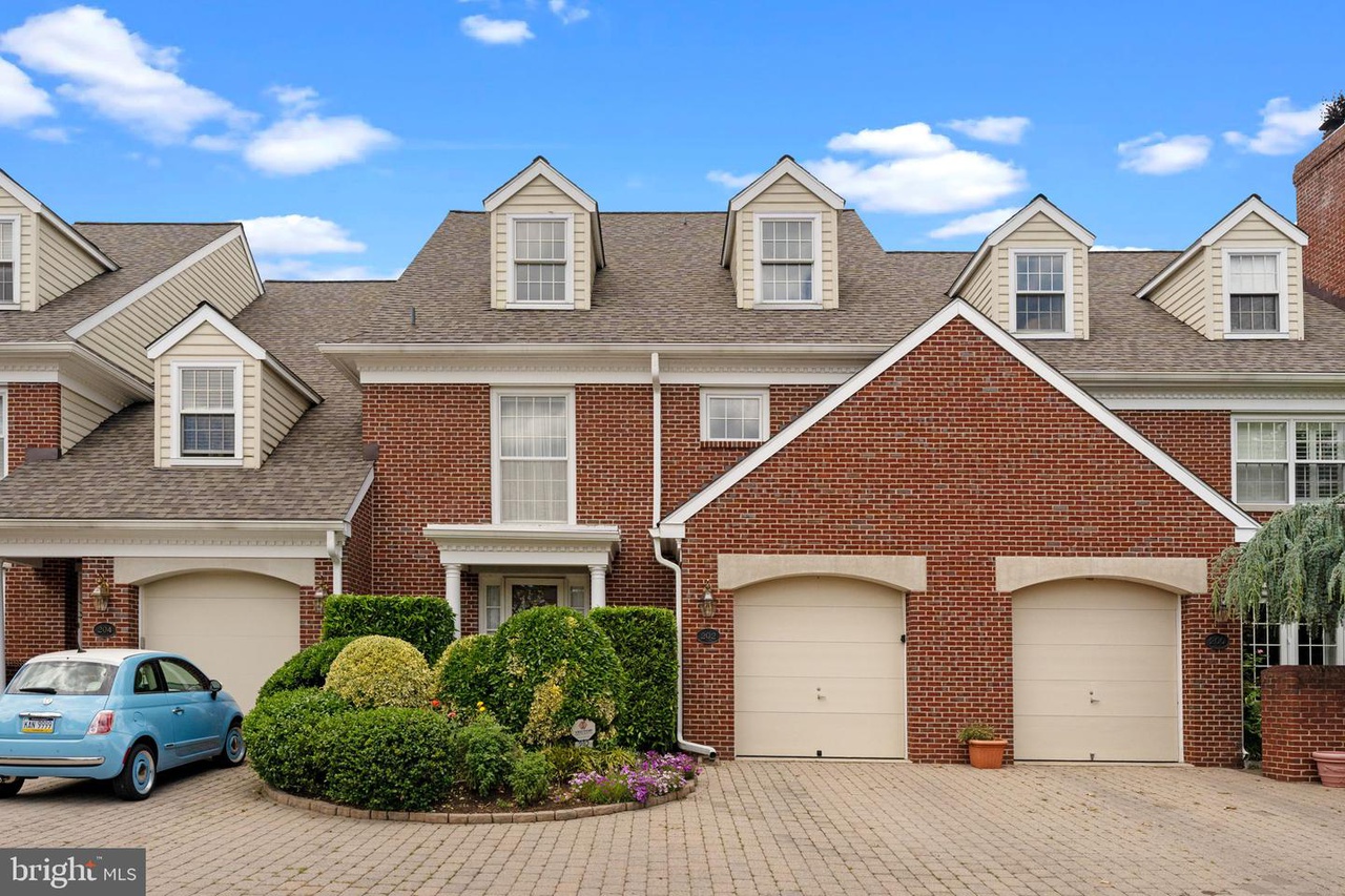 New Featured Listing - 202 Westminister Place