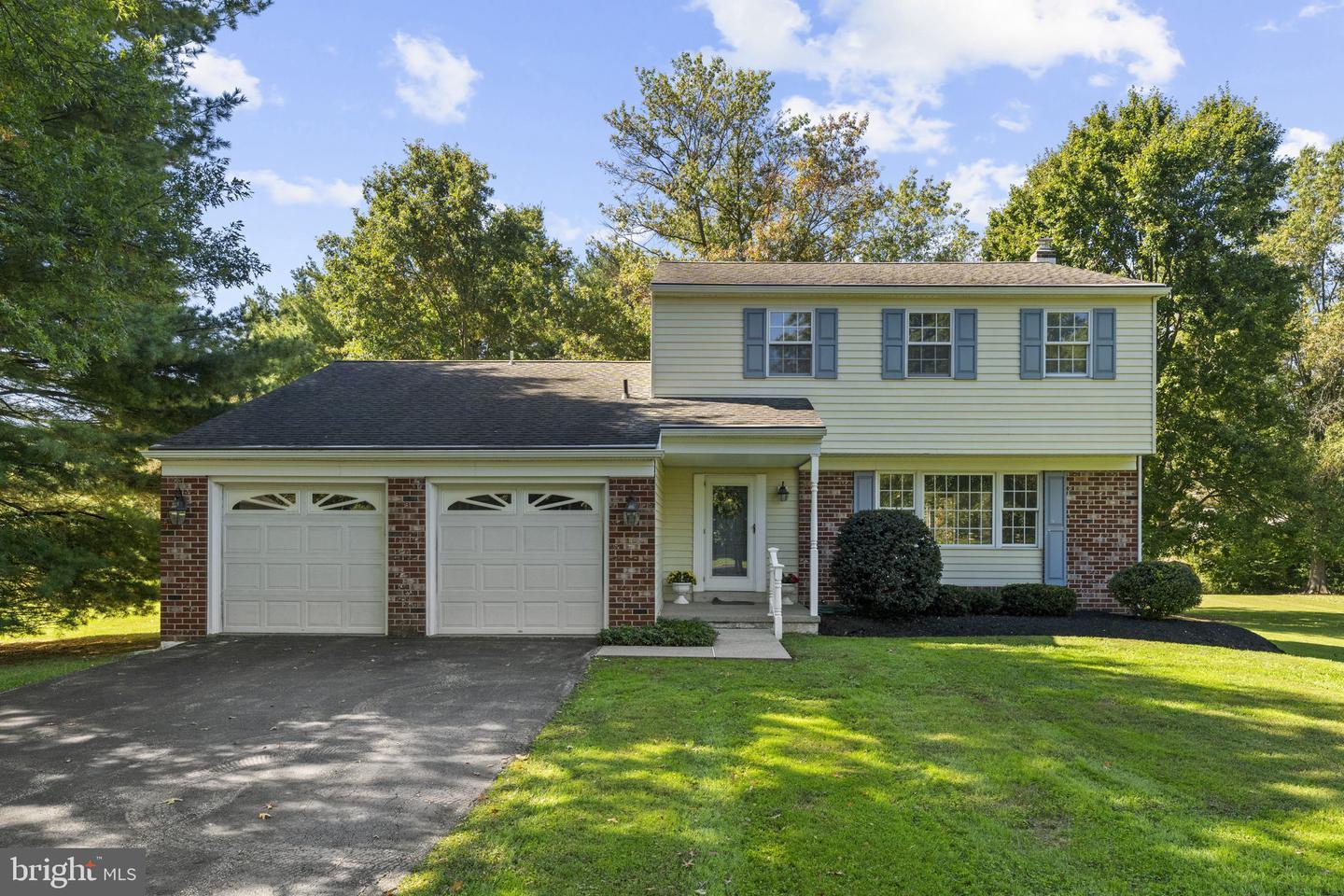 869 Laurel Lane in Harleysville, Pennsylvania