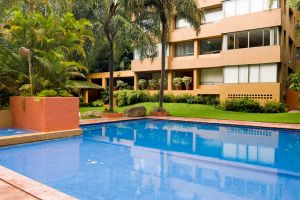 Pros and Cons of Owning a Condo