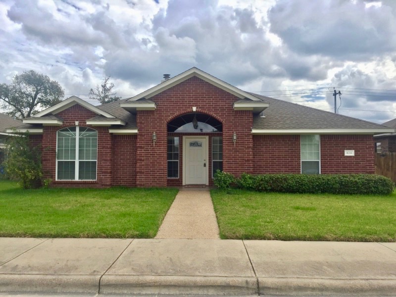 4214 Alexandria