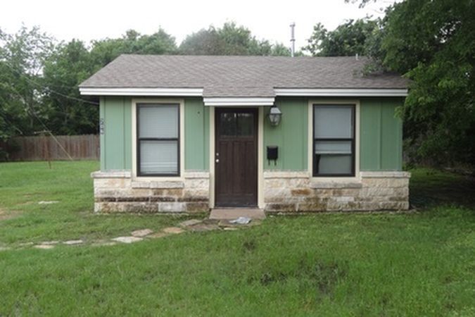 206 Montclair