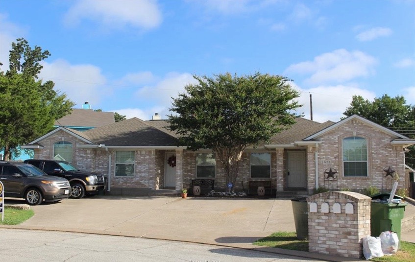 1403 Western Oaks