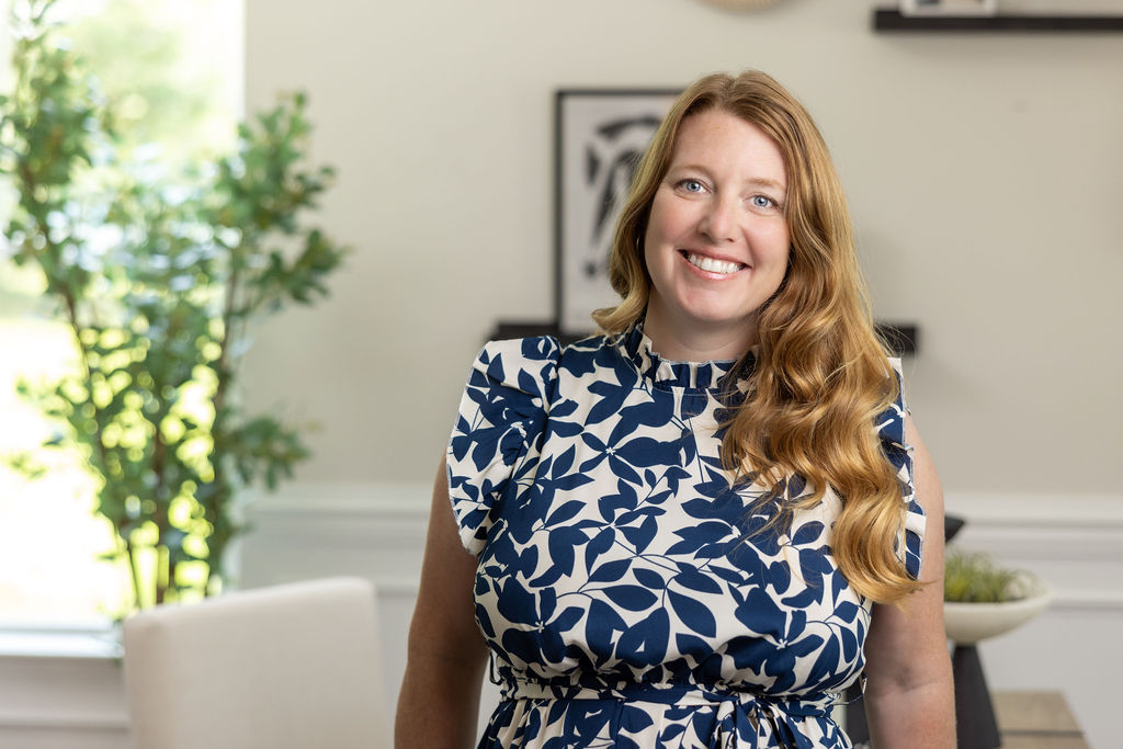 Headshot of Leslie Fetzer