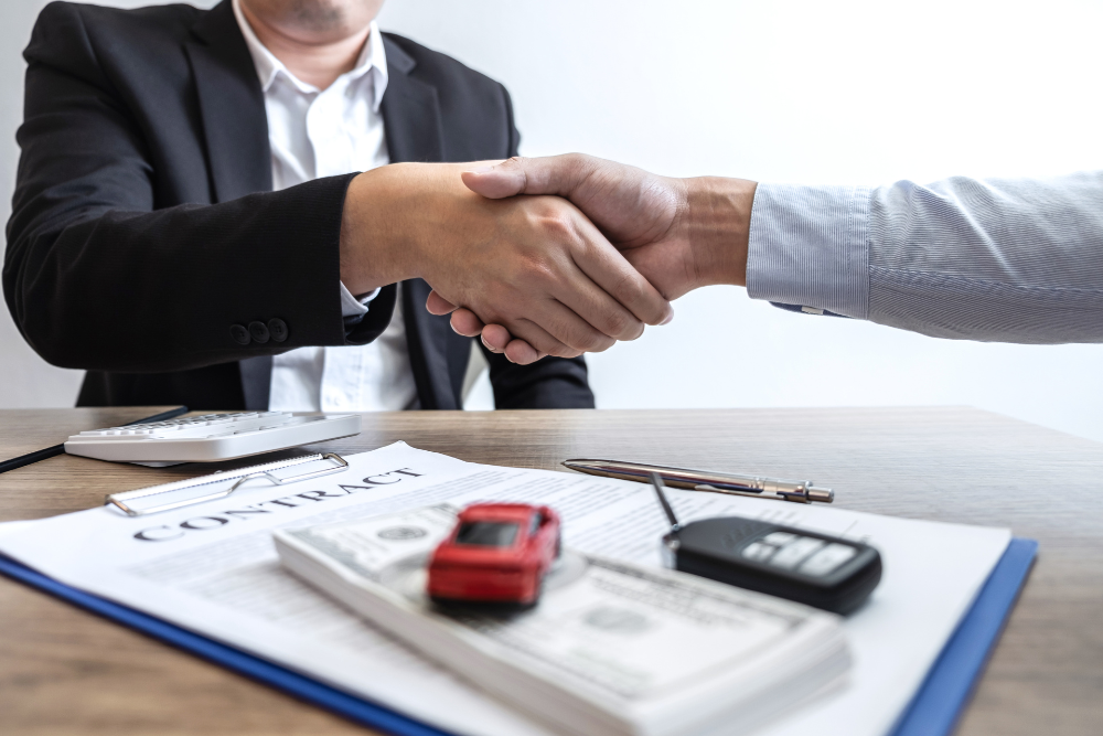Competitive Renting and Lease Negotiation
