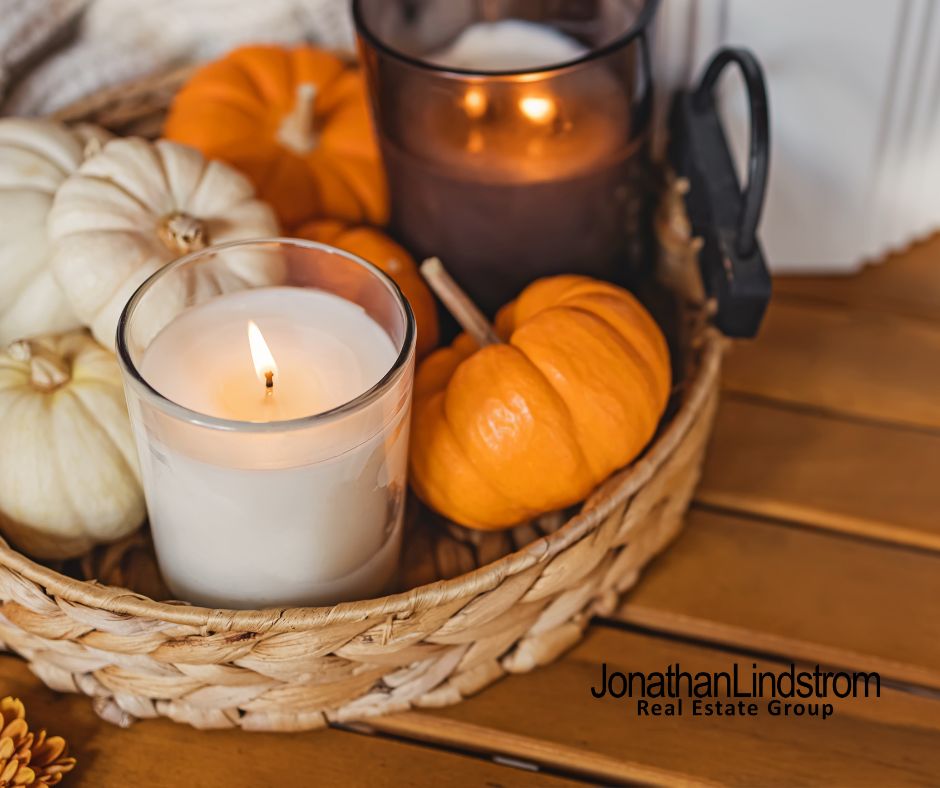 4 WAYS TO STAGE A HOME WITH FALL FLAIR