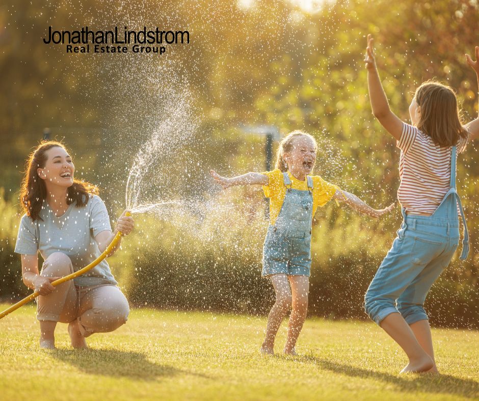 HOW TO CREATE THE ULTIMATE STAYCATION SPOT AT HOME THIS SUMMER