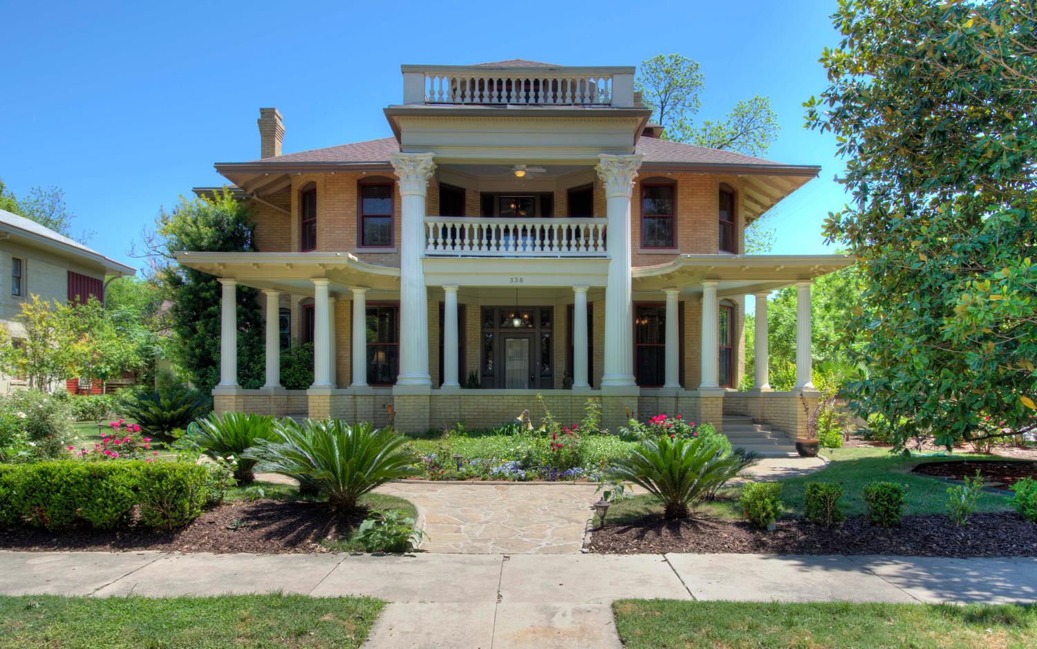 Another Raving Fan: 338 Madison Street Sold for $925,000!