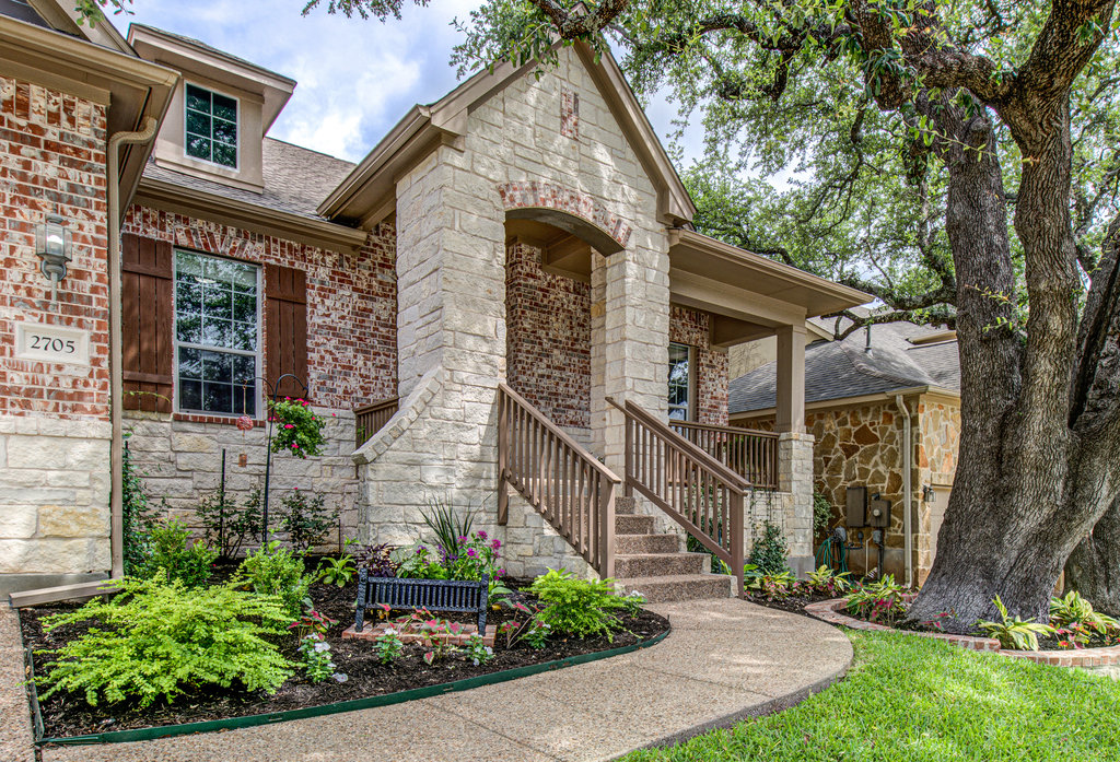 Twin Creeks Country Club Neighborhood