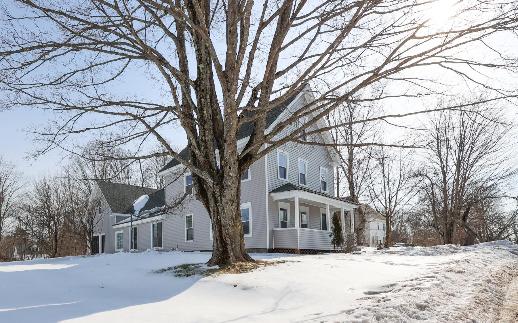 8 High Street, Hillsborough NH