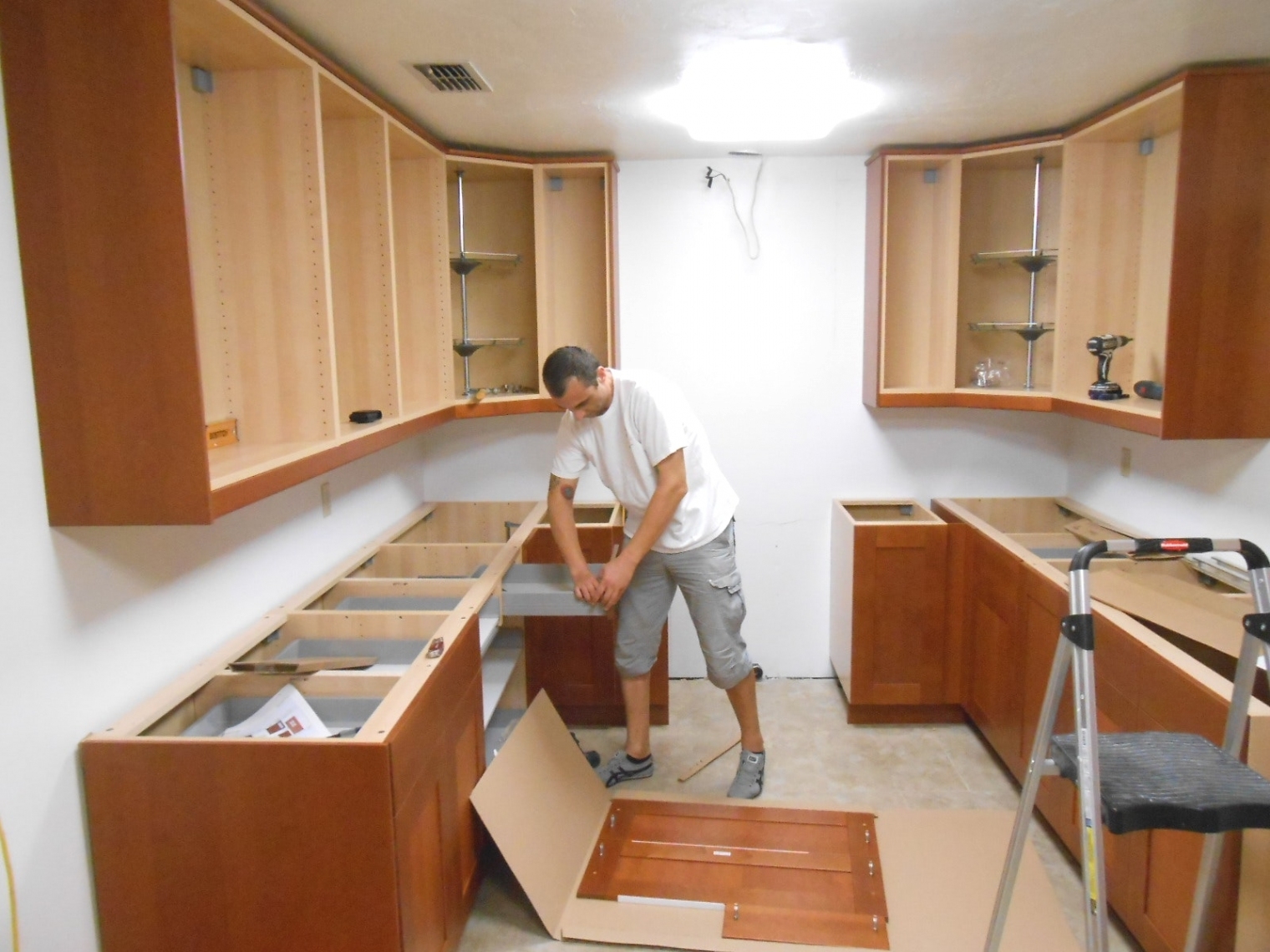 DIY Install Beautiful New Kitchen Cabinets Interiordesign