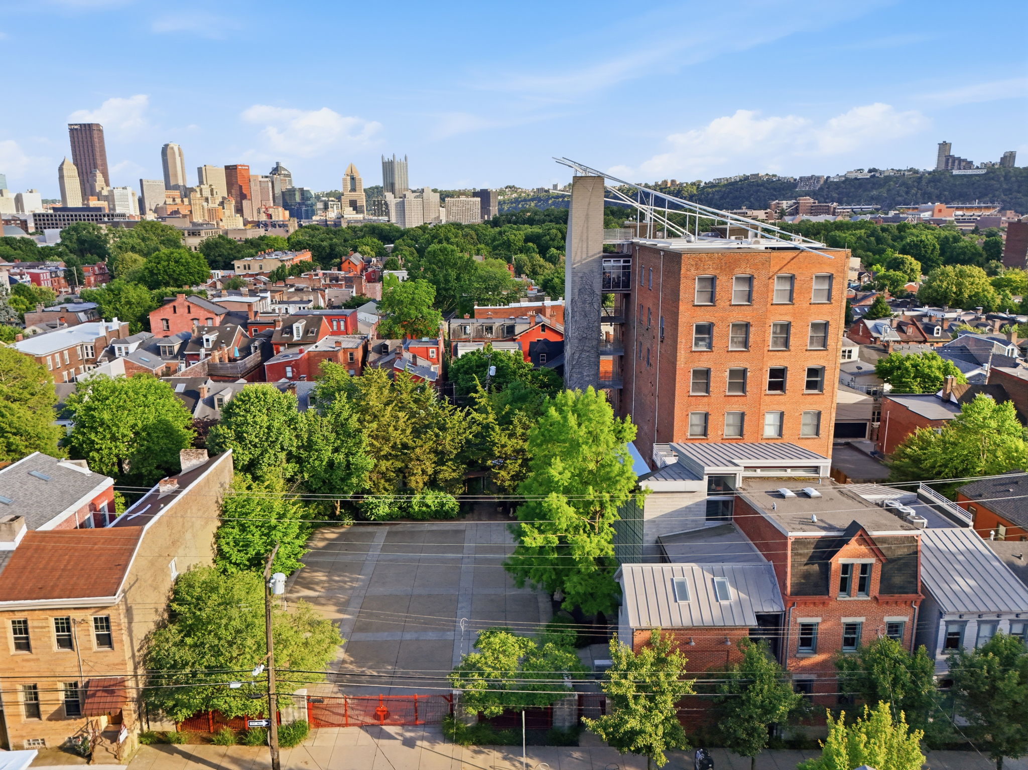Mattress Factory near Mexican War Streets homes for sale