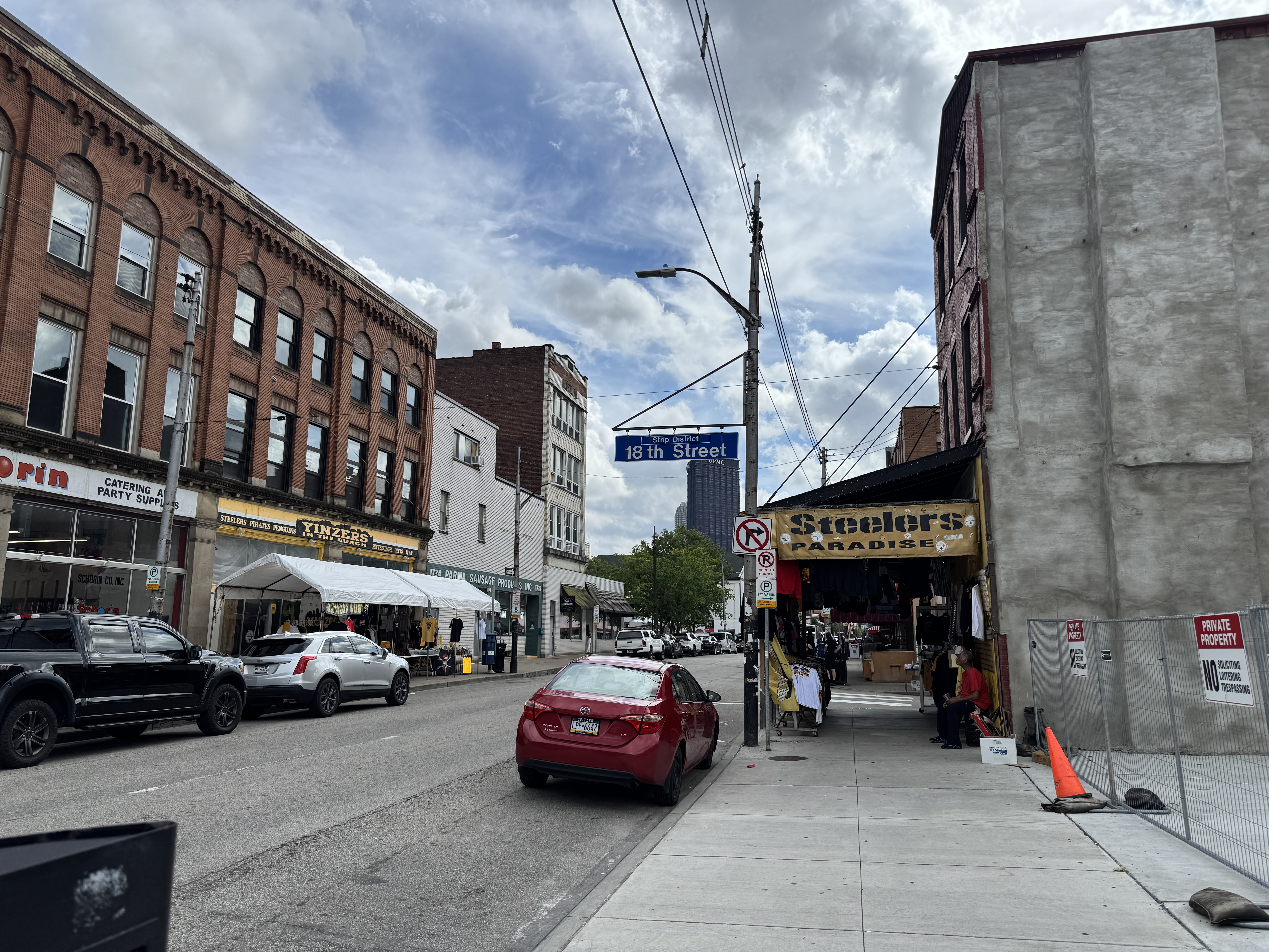 Penn Avenue Storefronts in Strip District Penn Avenue shops near Strip District homes for sale