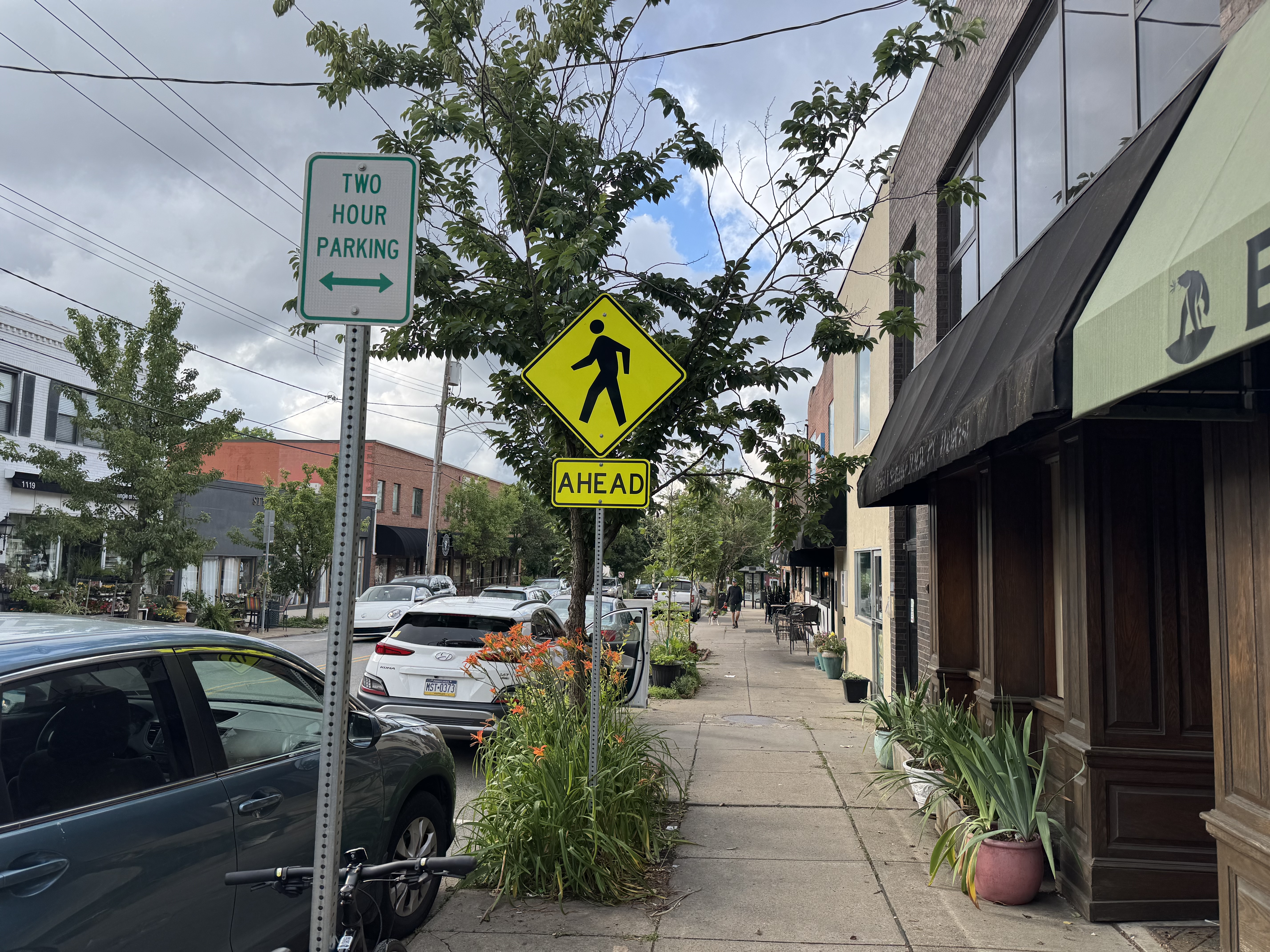 Alt: South Braddock Avenue near Regent Square Pittsburgh homes