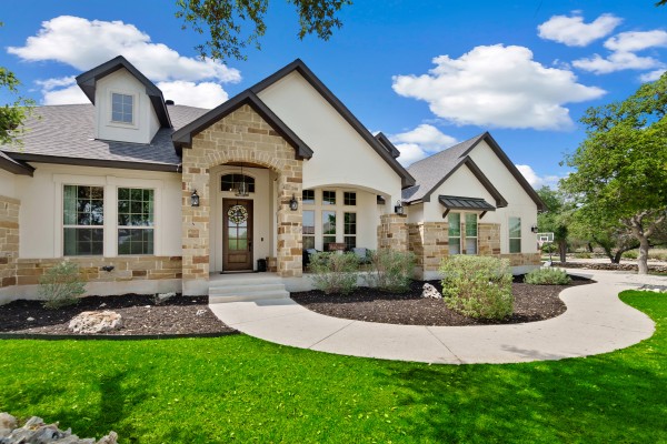 Looking for a Dallas Area Luxury Home Specialist? Your Search Ends Here.