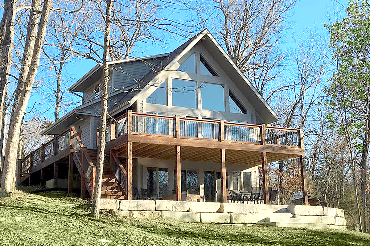 LAKE COMMUNITIES NEAR THE KC AREA