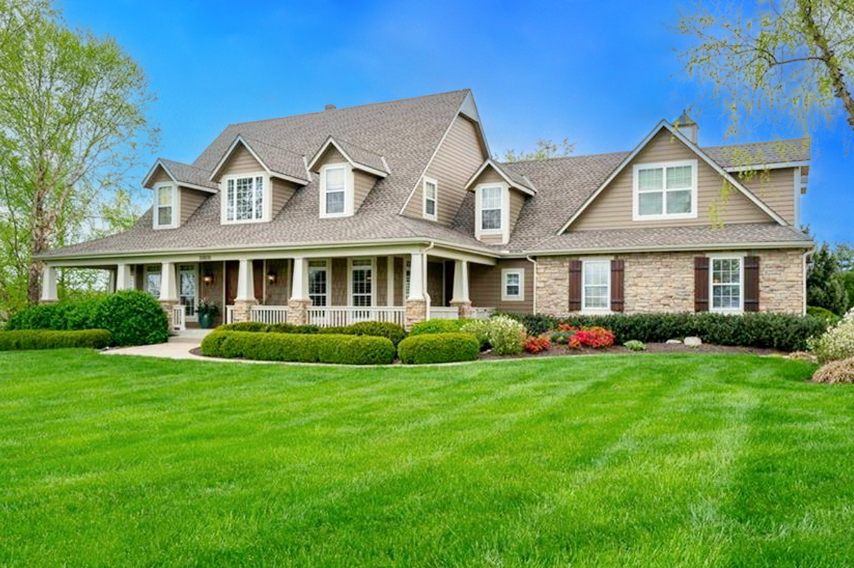 KC AREA LUXURY HOMES: OVERLAND PARK & STILWELL