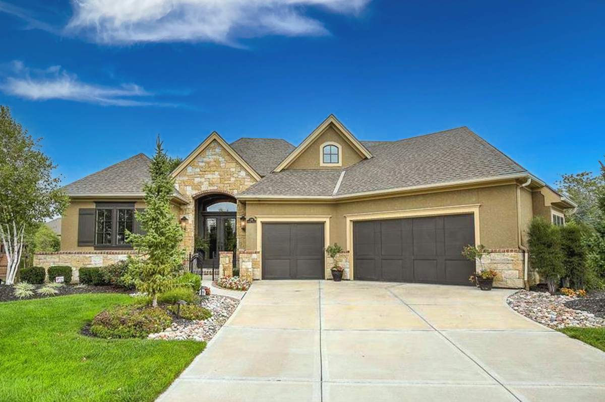 KC AREA LUXURY HOMES | LEAWOOD