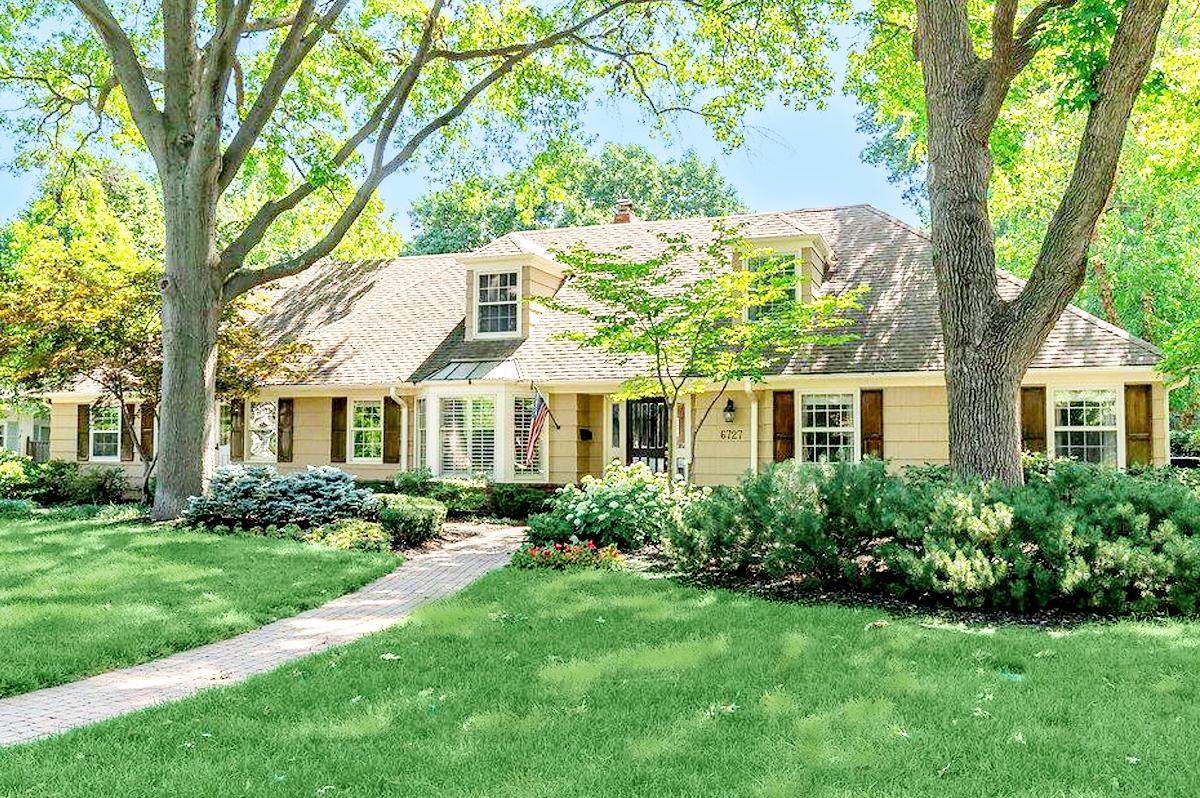 KC AREA LUXURY HOMES | MISSION HILLS, KS