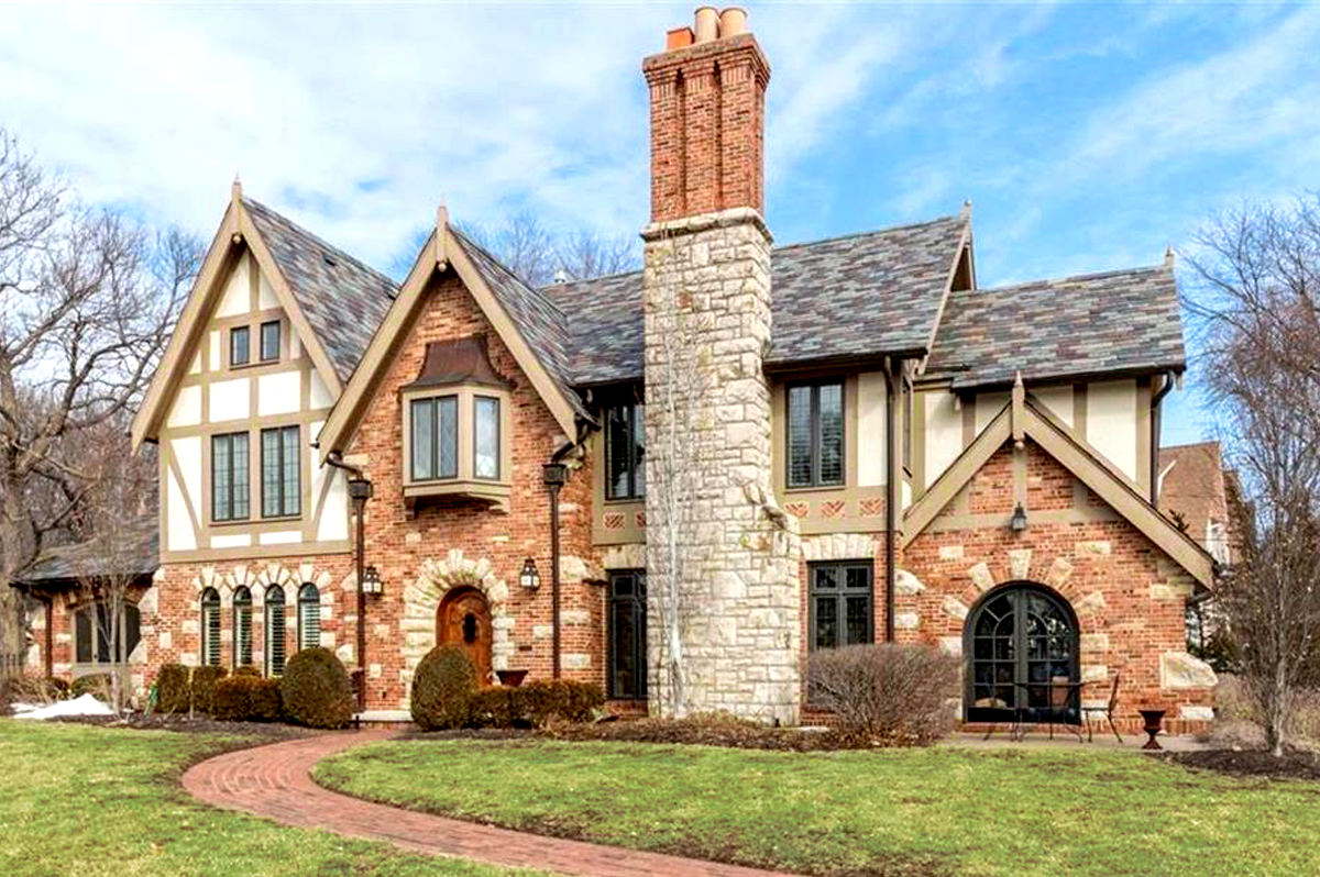 KC AREA LUXURY NEIGHBORHOODS | INNER SUBURBS