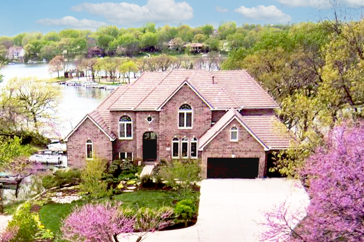 KC AREA LUXURY HOMES | PARKVILLE, MO