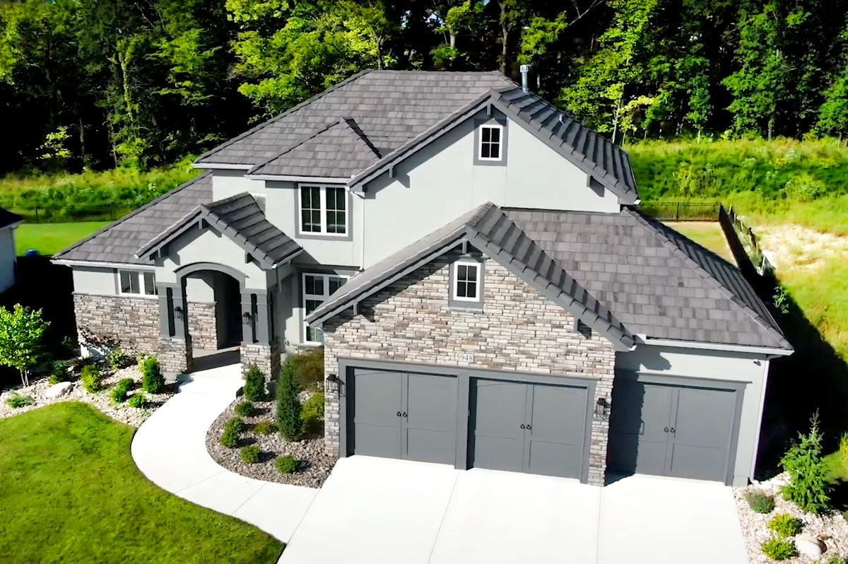 KC AREA LUXURY HOMES | PARKVILLE, MO