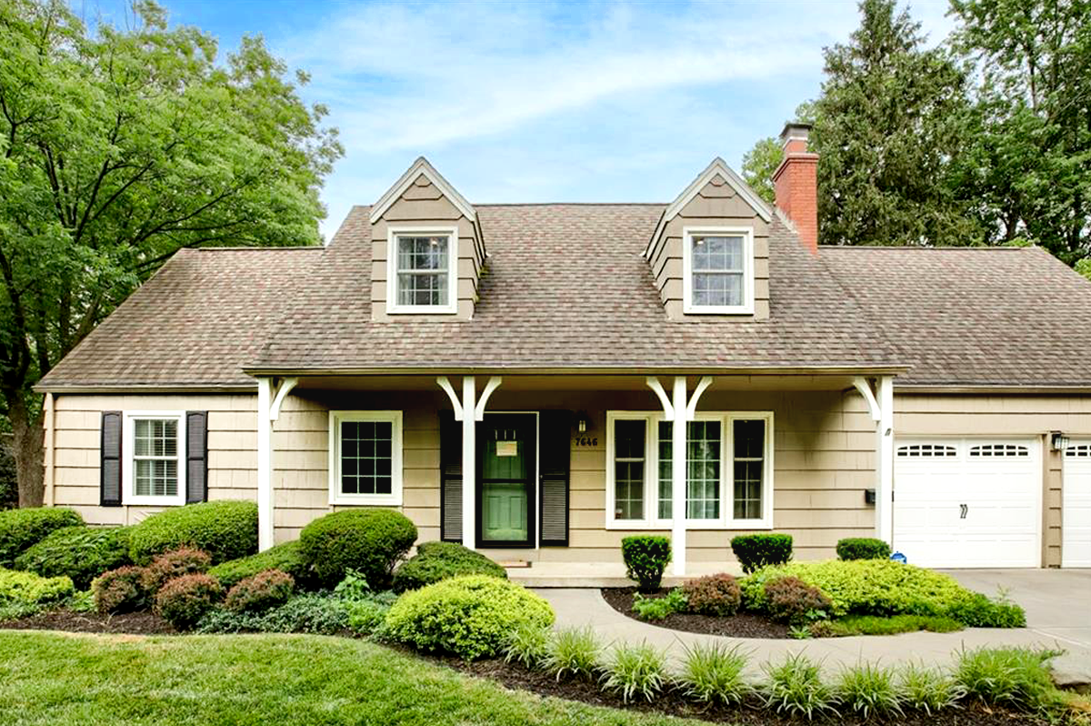 KC AREA LUXURY NEIGHBORHOODS | INNER SUBURBS
