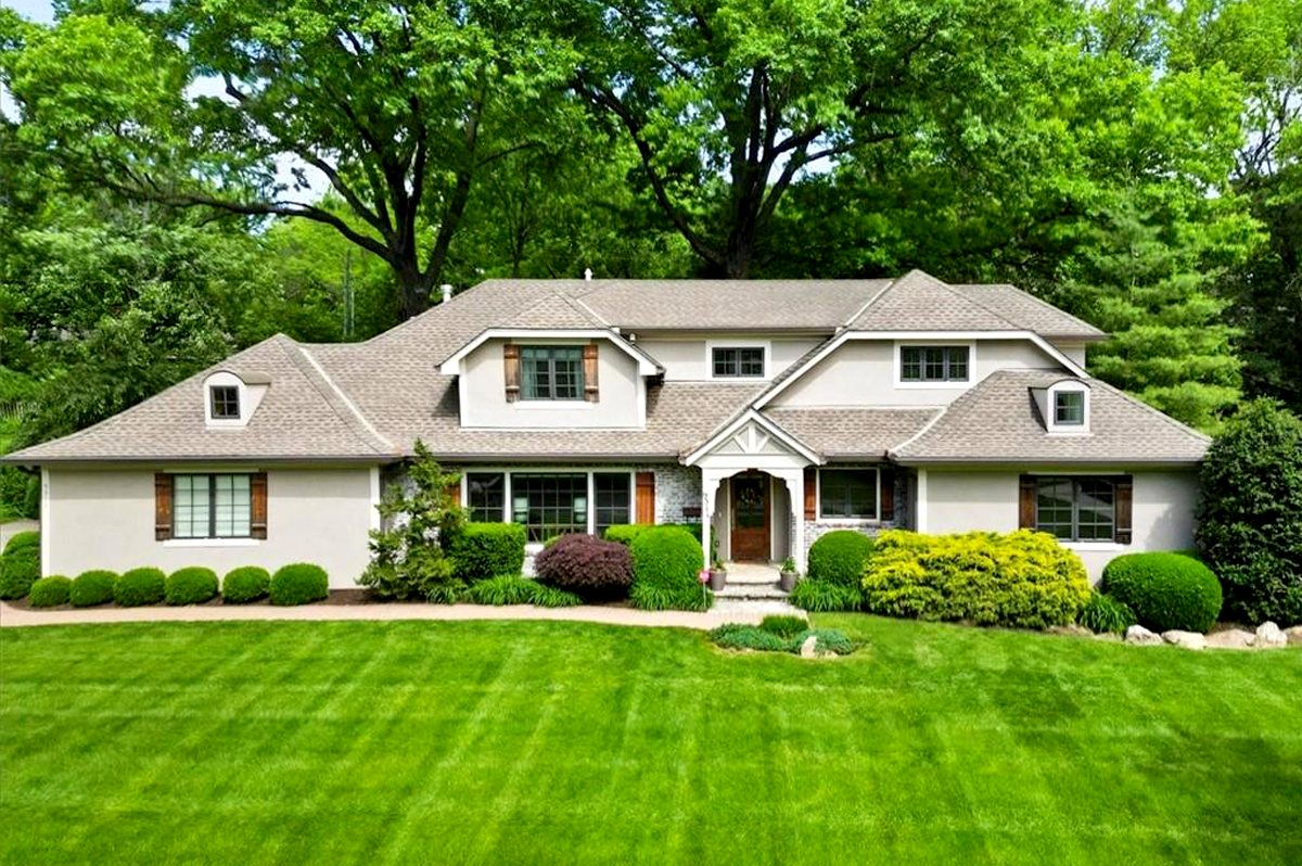 KC AREA LUXURY HOMES | OLD LEAWOOD, KS