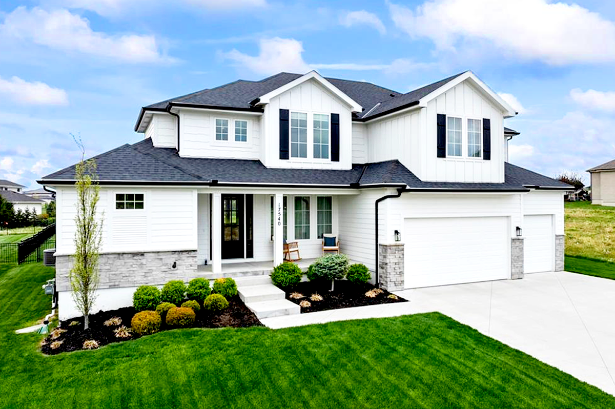 KC AREA LUXURY NEIGHBORHOODS | OUTER SUBURBS