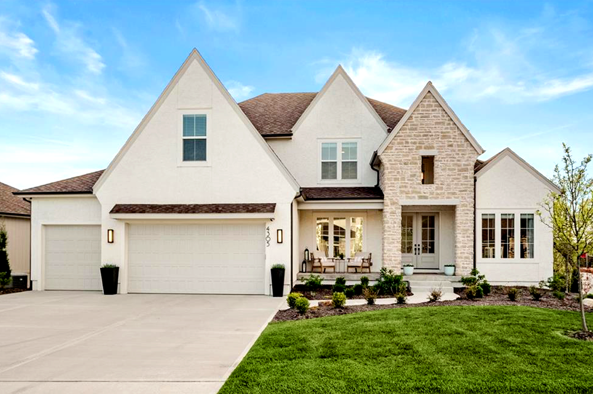 KC AREA LUXURY HOMES | RIVERSIDE, MO