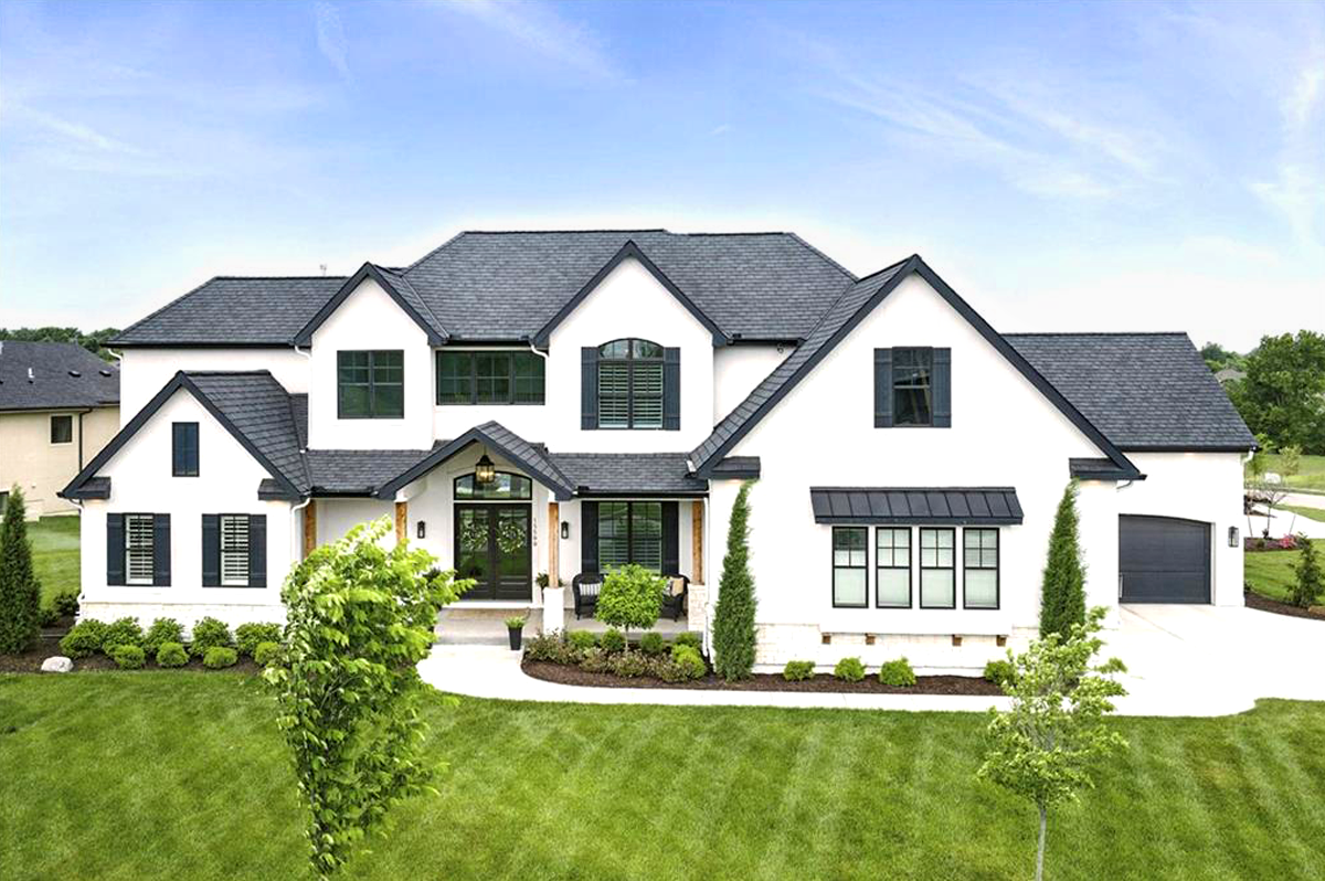 KC AREA LUXURY NEIGHBORHOODS | OUTER SUBURBS