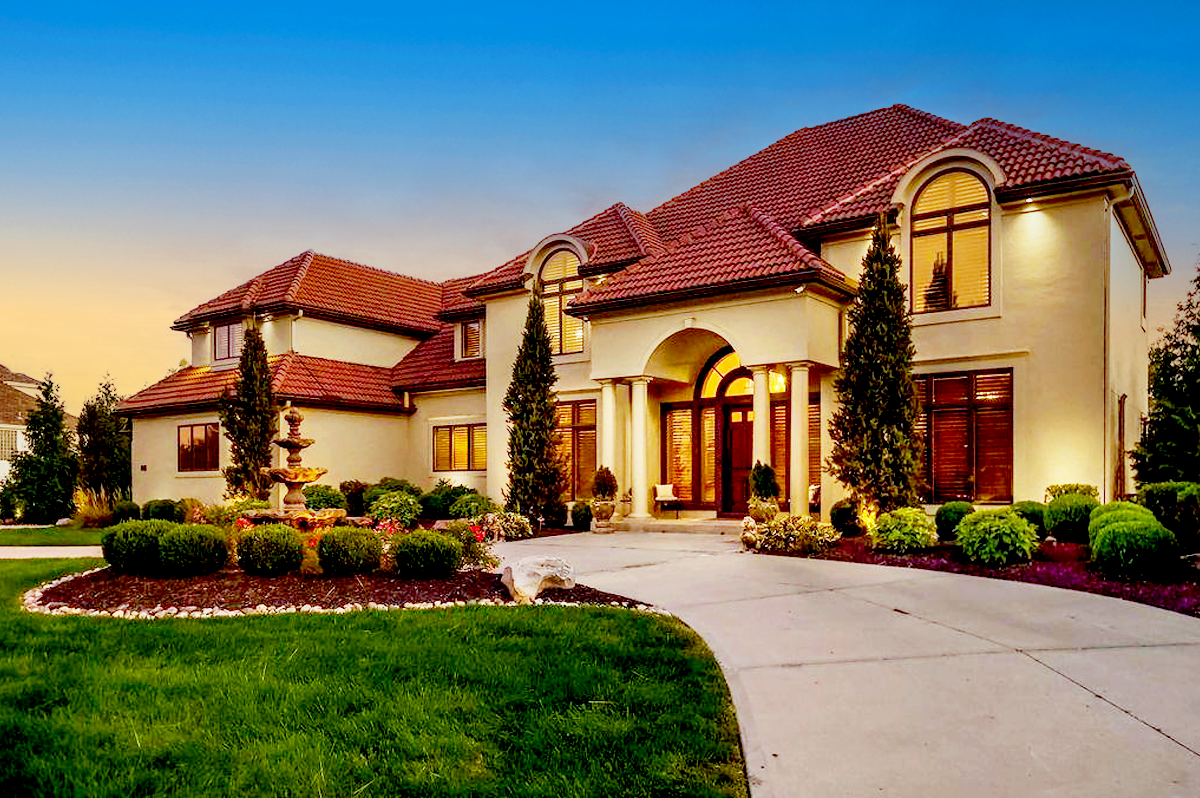 KC AREA LUXURY HOMES | LEAWOOD