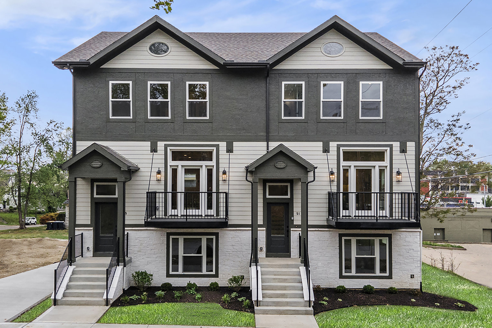 Hyde Park will get $700,000 townhomes near streetcar