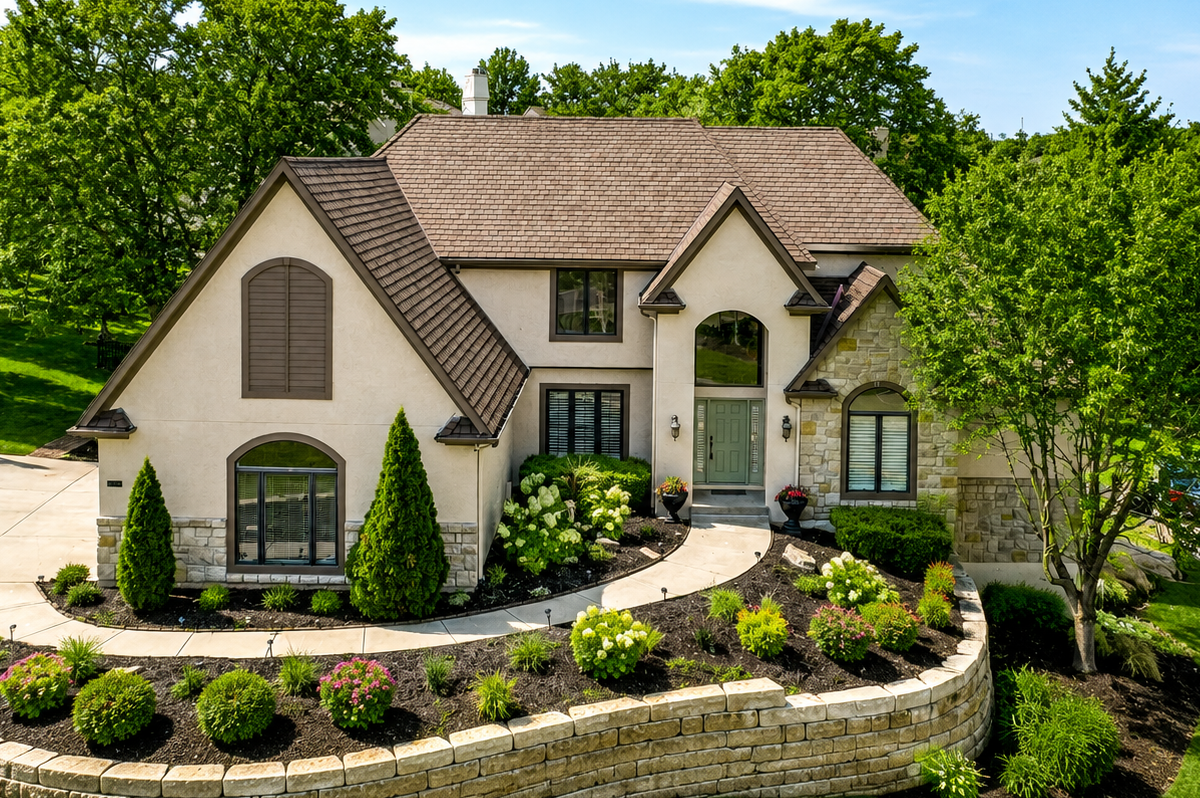 KC AREA LUXURY NEIGHBORHOODS | OUTER SUBURBS