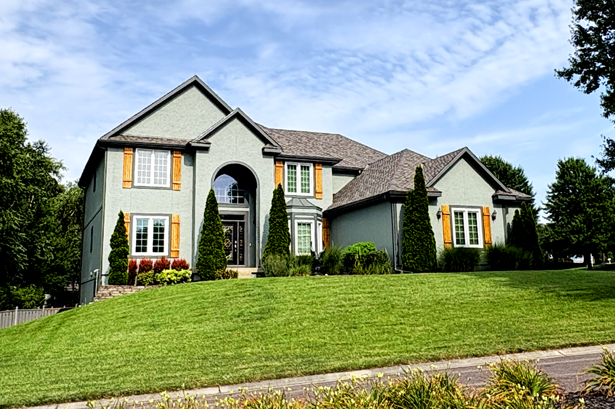 KC AREA LUXURY NEIGHBORHOODS | OUTER SUBURBS