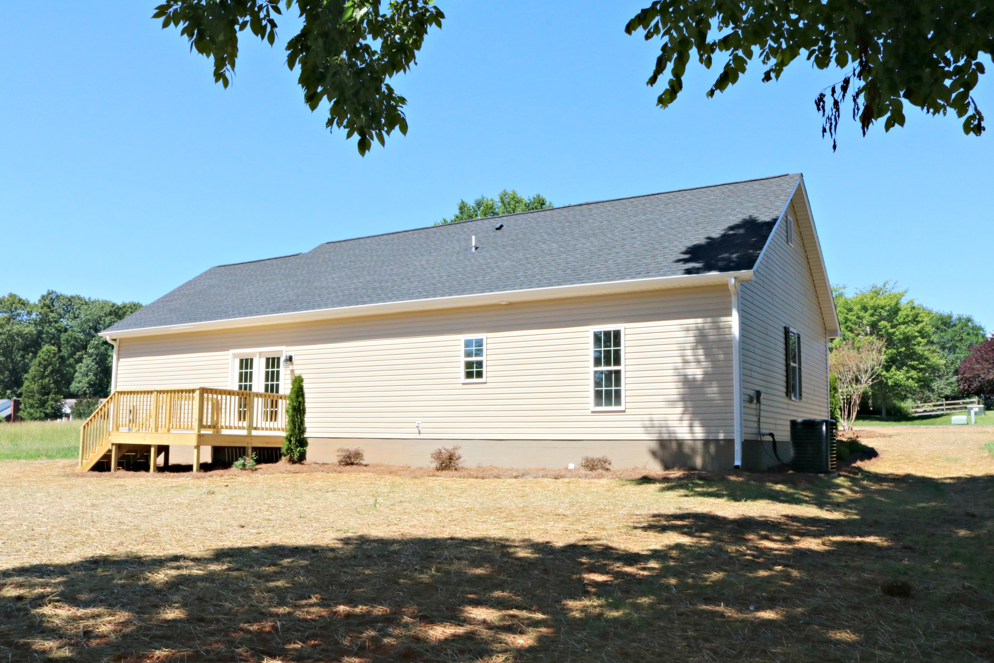 OneLevel New Construction in NORTH DAVIDSON!