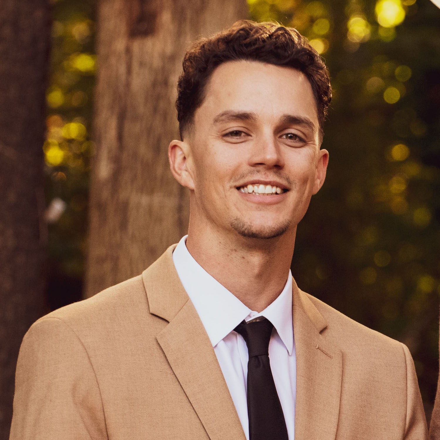 Austin Lewis, Realtor