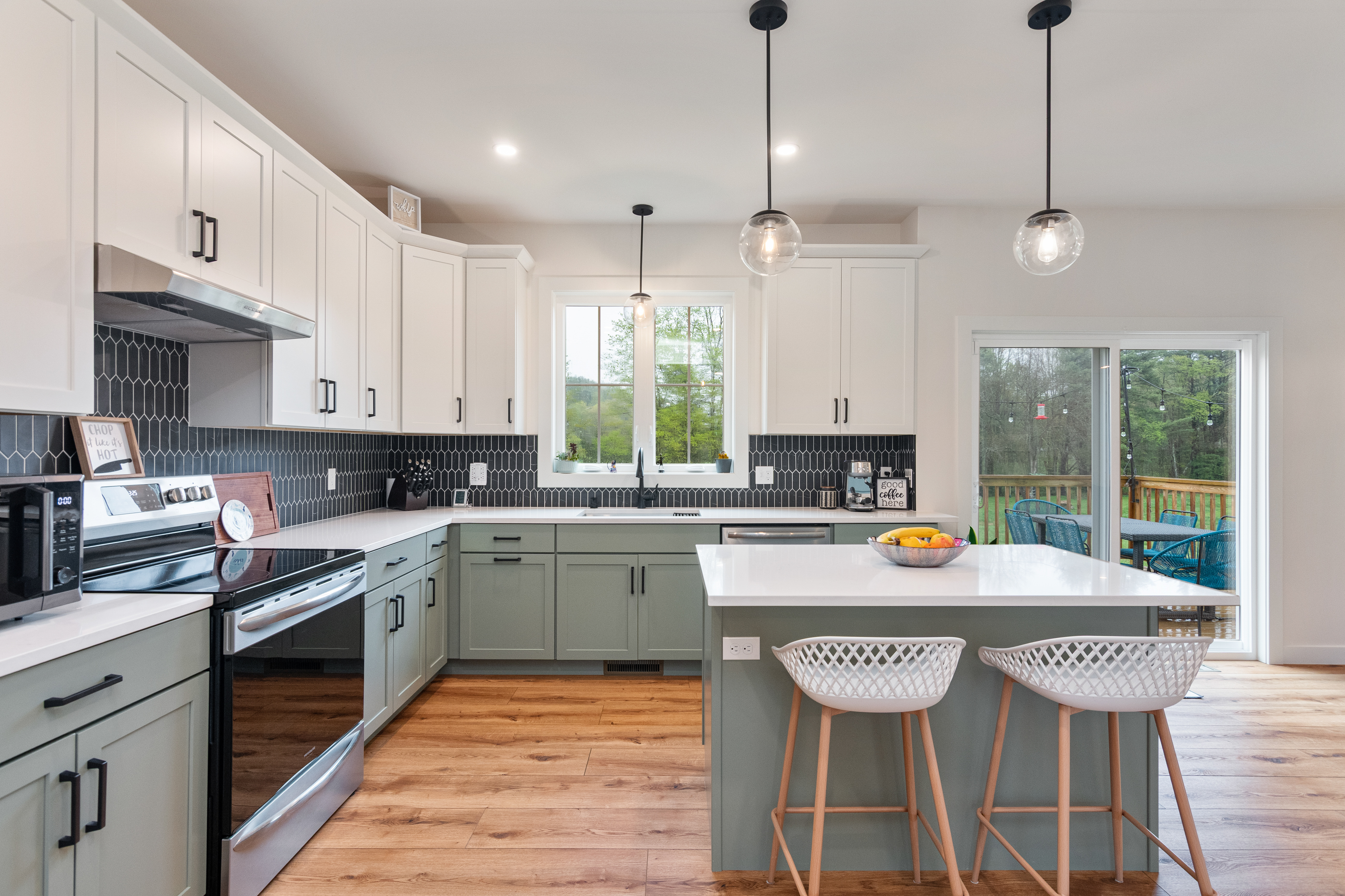 Kitchen in 122 Whitetail Path, St George