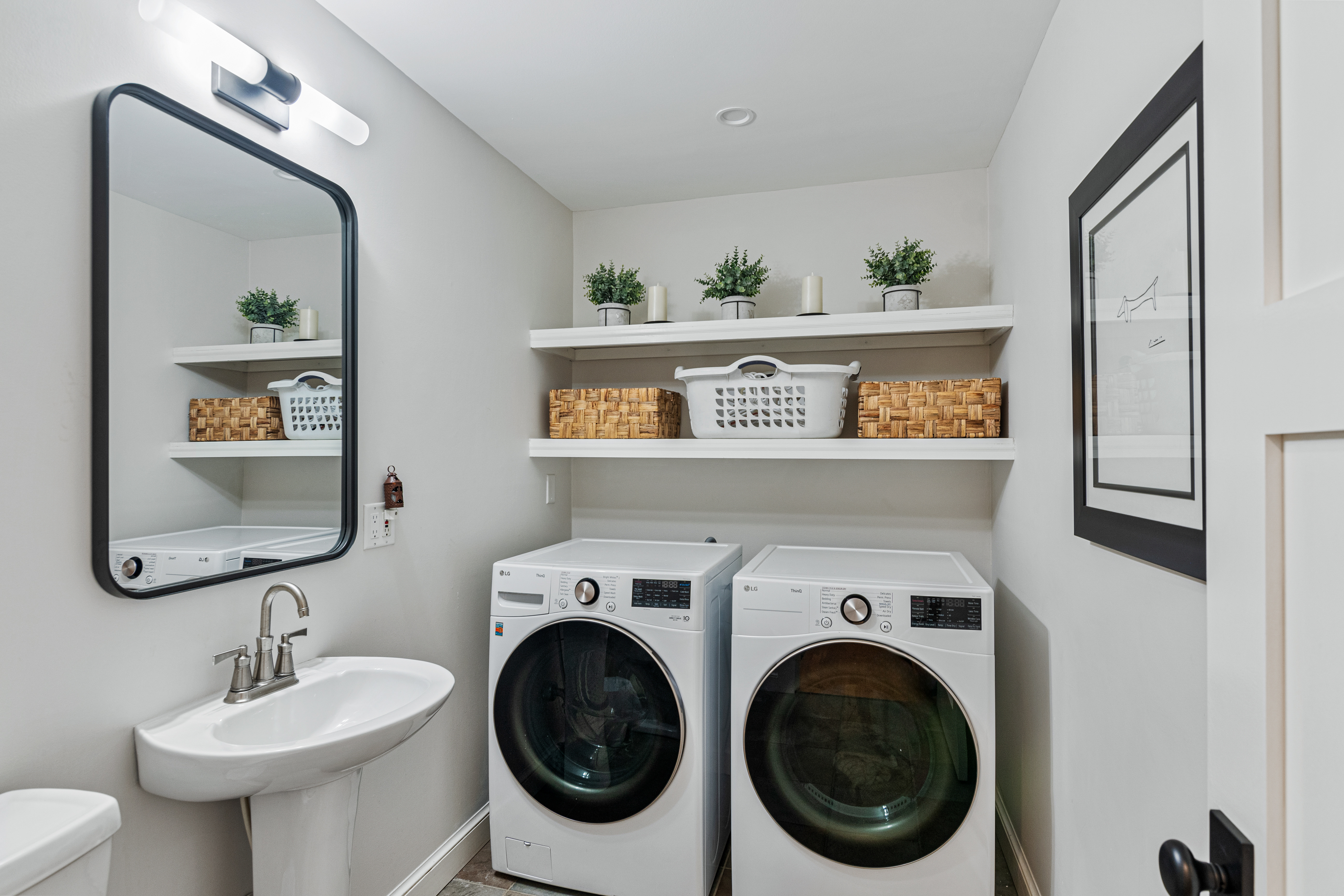 197 Middle Road, Colchester Laundry Room