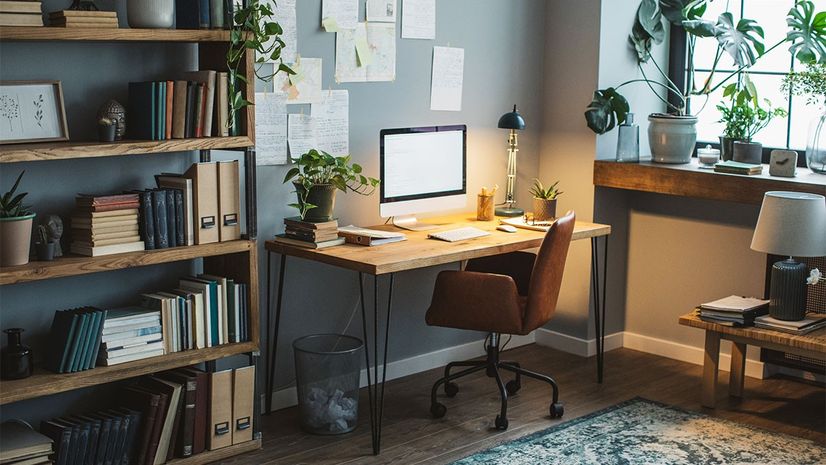 Home Office a Hot Mess? Here Are 5 Décor Fixes To Make Before Selling
