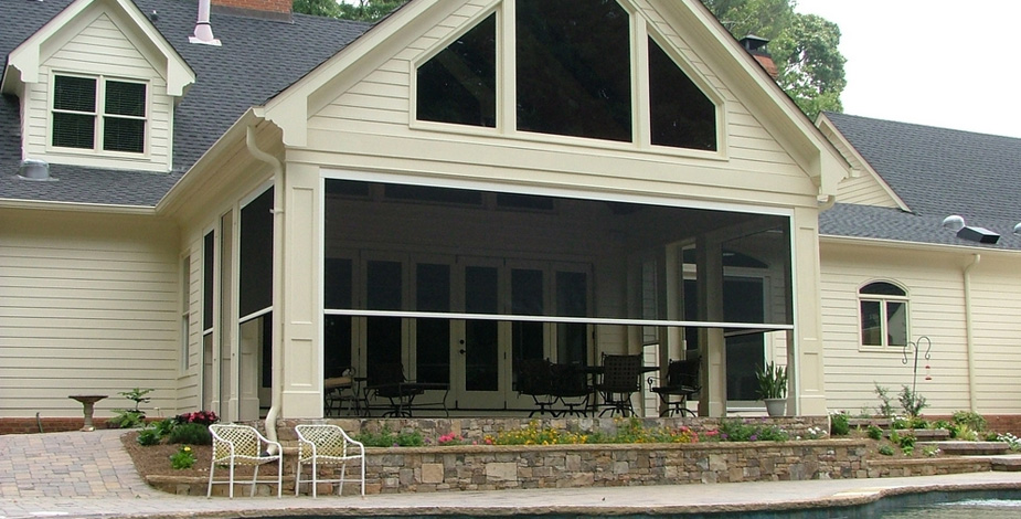 Screened Porches Bring the Outdoors In