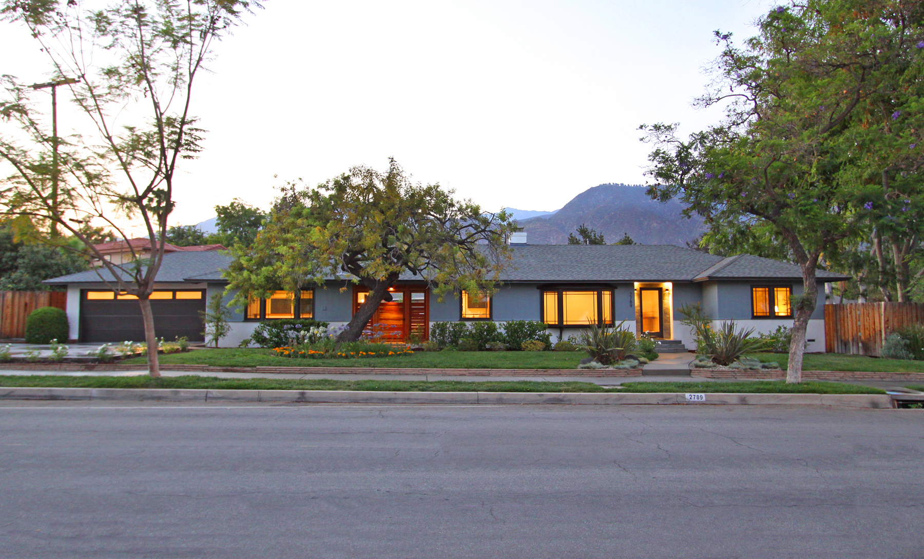 2789 Paloma St, Pasadena 91107