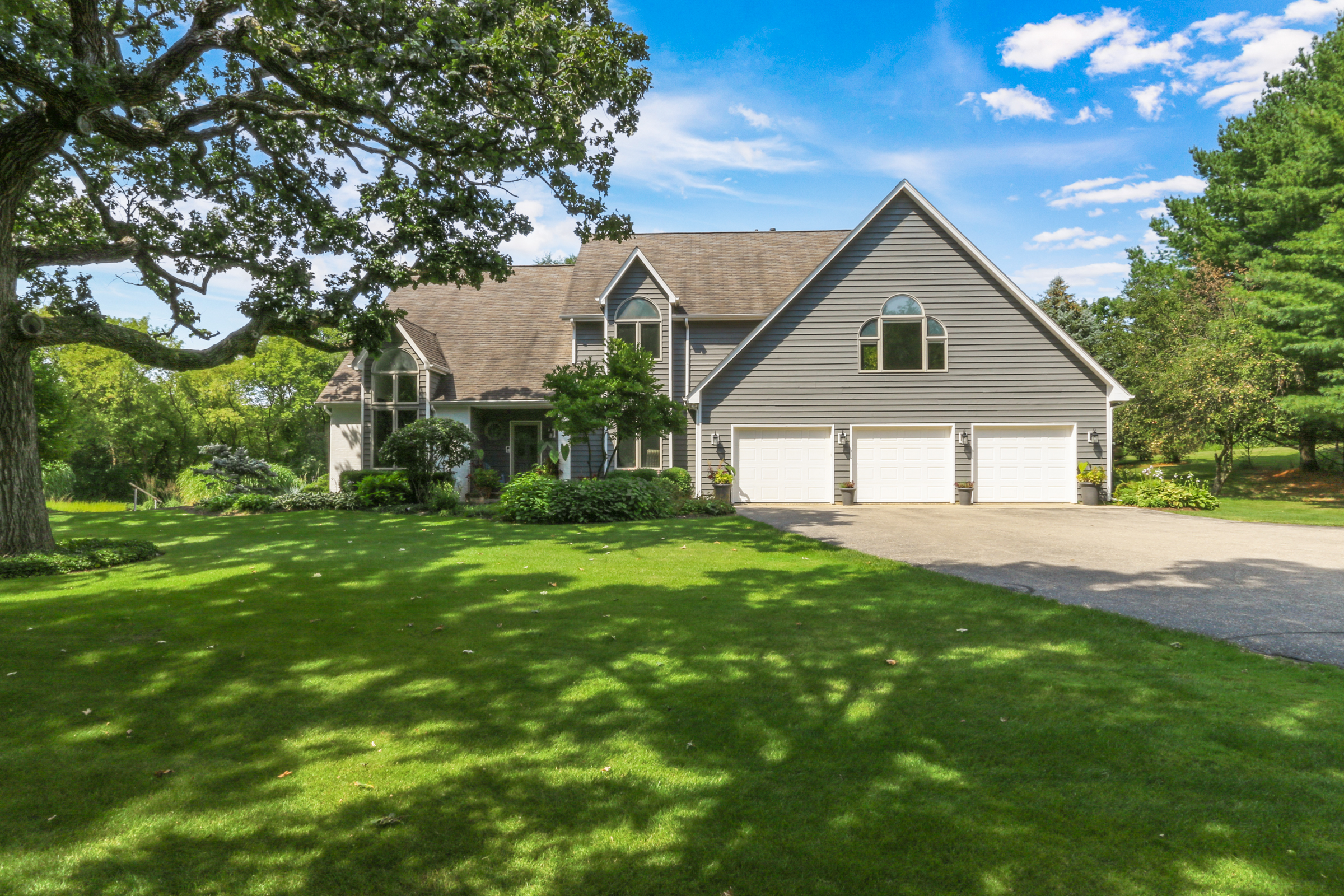 SOLD! 4BR, 4.5BA Home Minutes from Lake Geneva | 2380 Partridge Woods Ct, Burlington WI