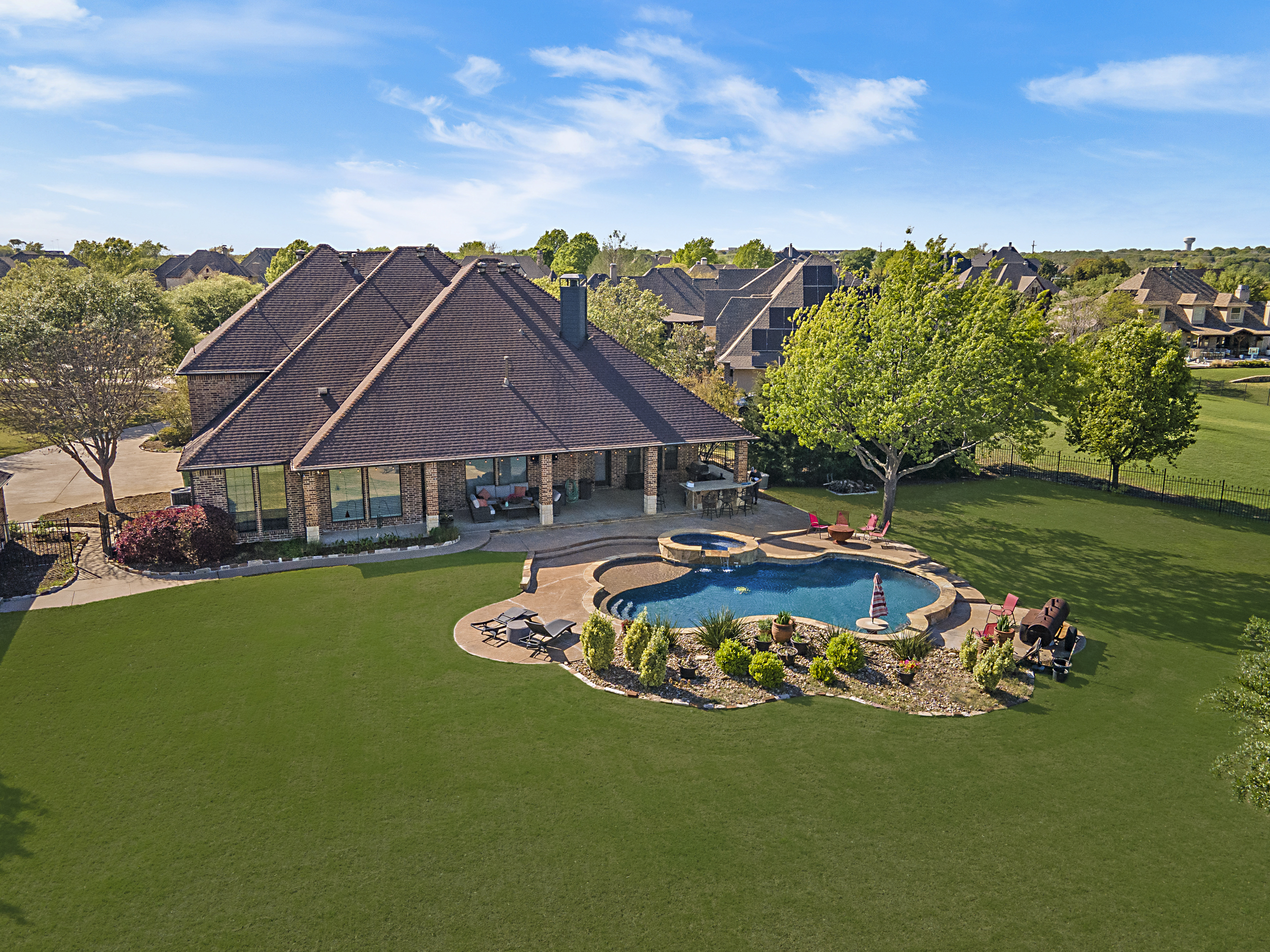 A back yard oasis, 3 Clements Ct Heath Texas